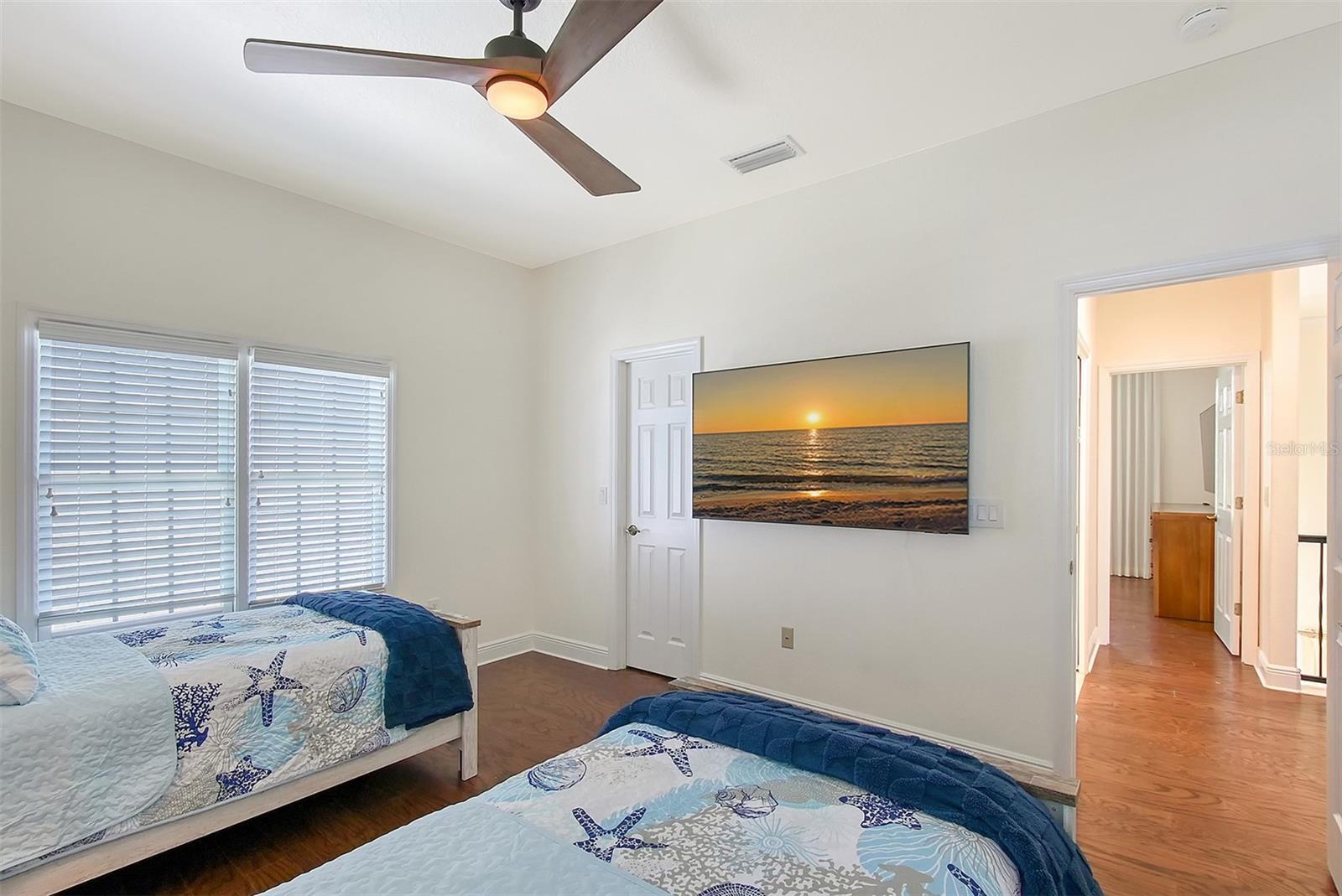 4108 ROBERTS POINT RD