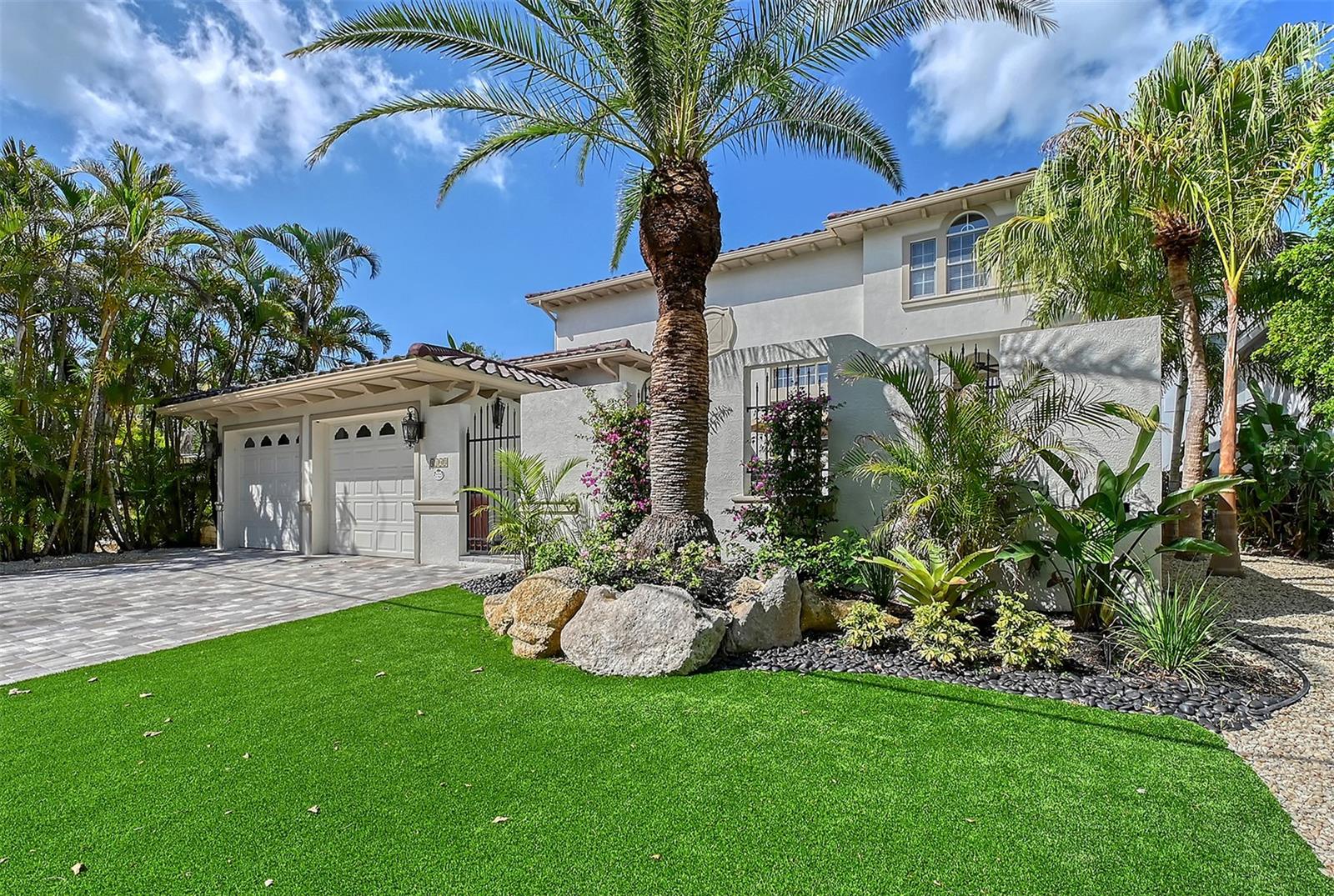 4108 ROBERTS POINT RD