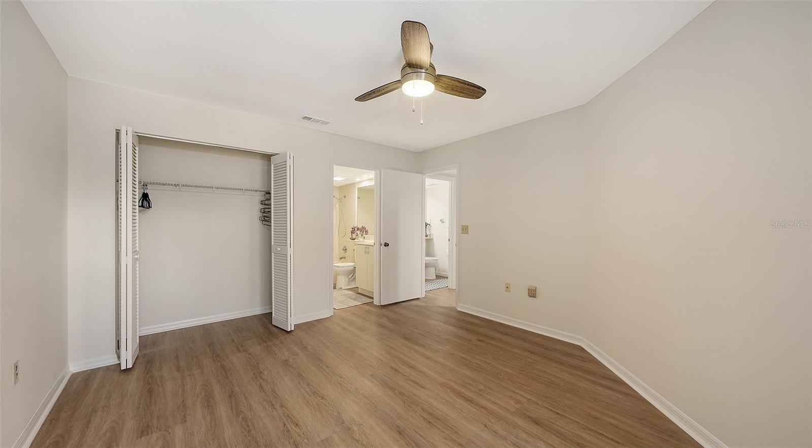 5223 HERON WAY #104