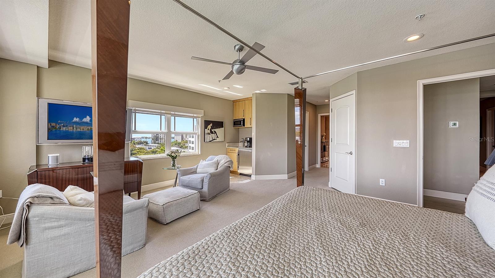 650 GOLDEN GATE PT #602