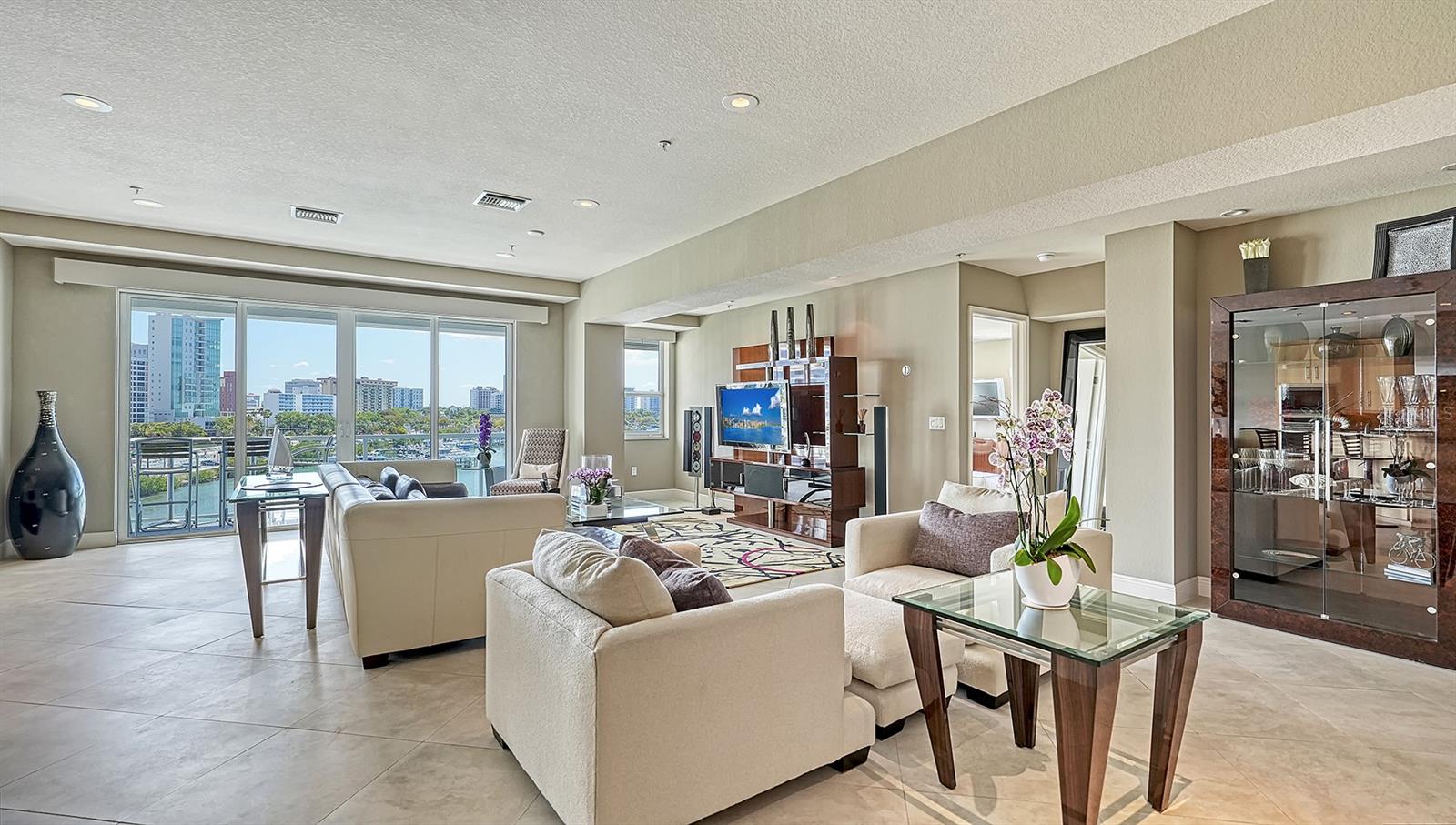 650 GOLDEN GATE PT #602