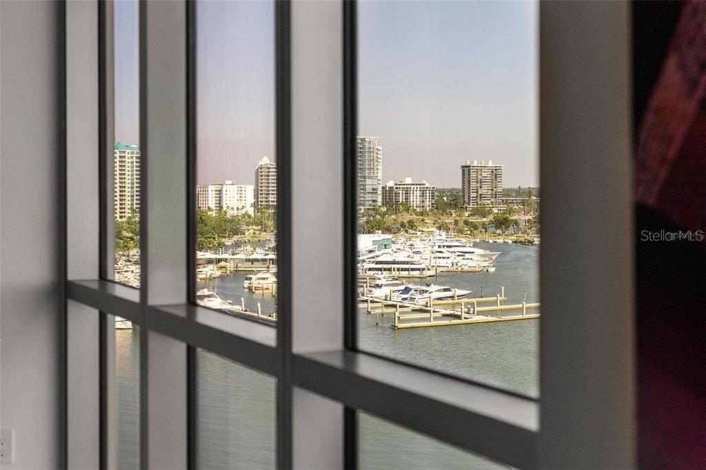 111 GOLDEN GATE PT #802PH