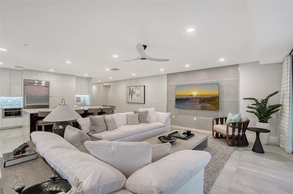 650 GOLDEN GATE PT #403