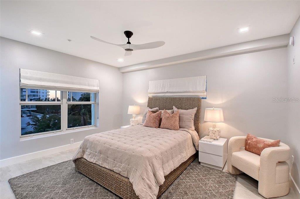 650 GOLDEN GATE PT #403