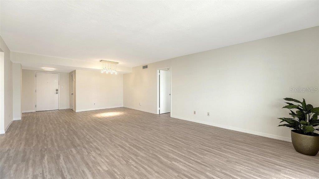 101 S GULFSTREAM AVE #15B