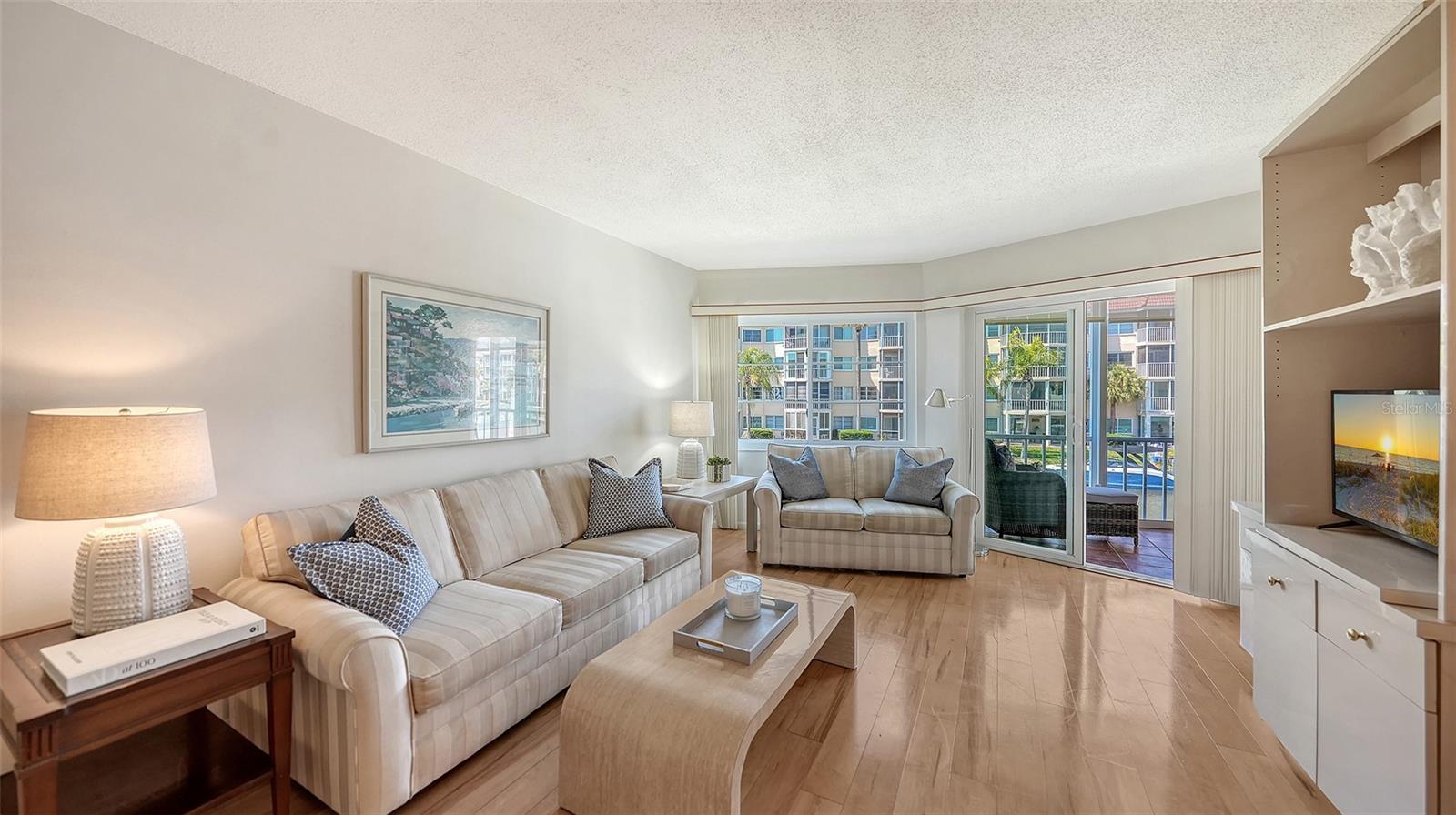 1257 S PORTOFINO DR #203