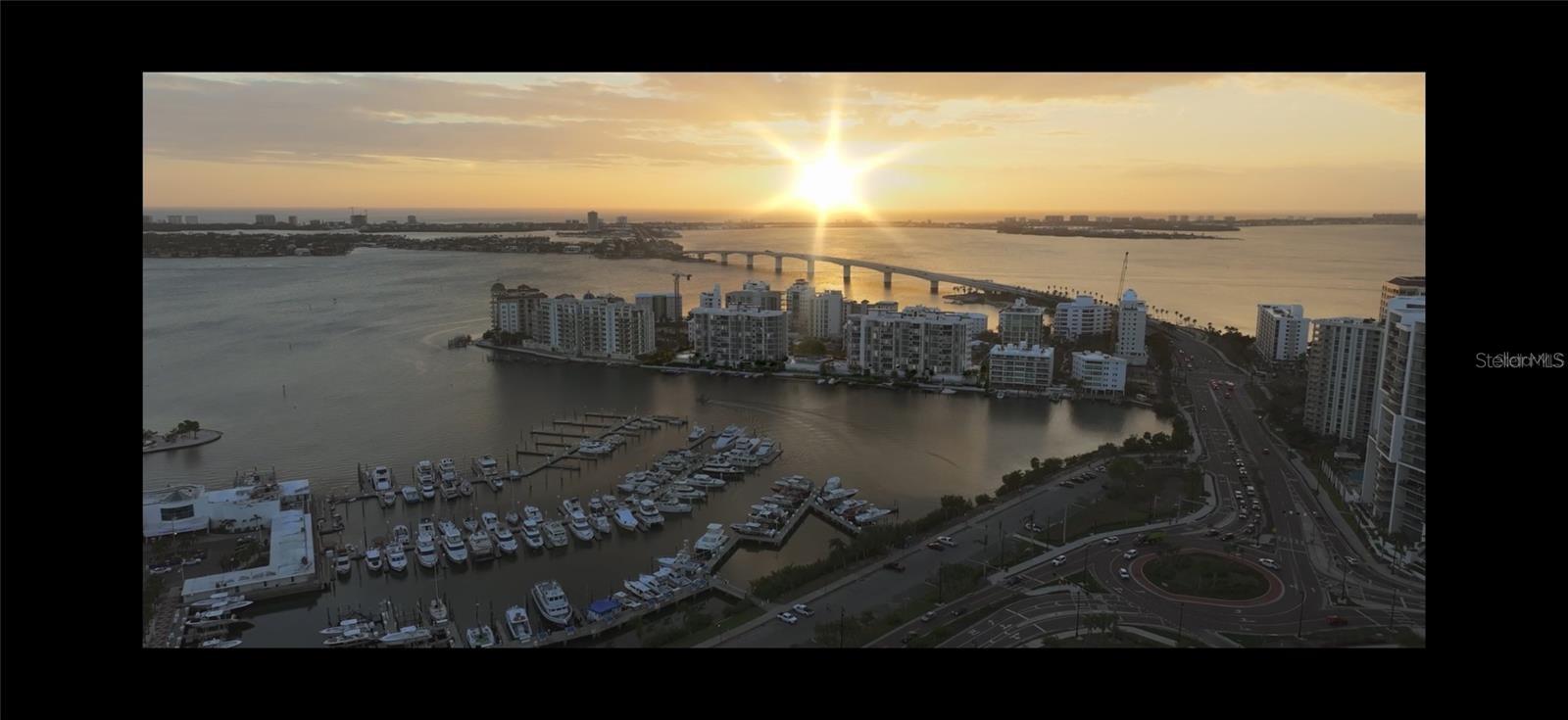 111 GOLDEN GATE PT #802PH