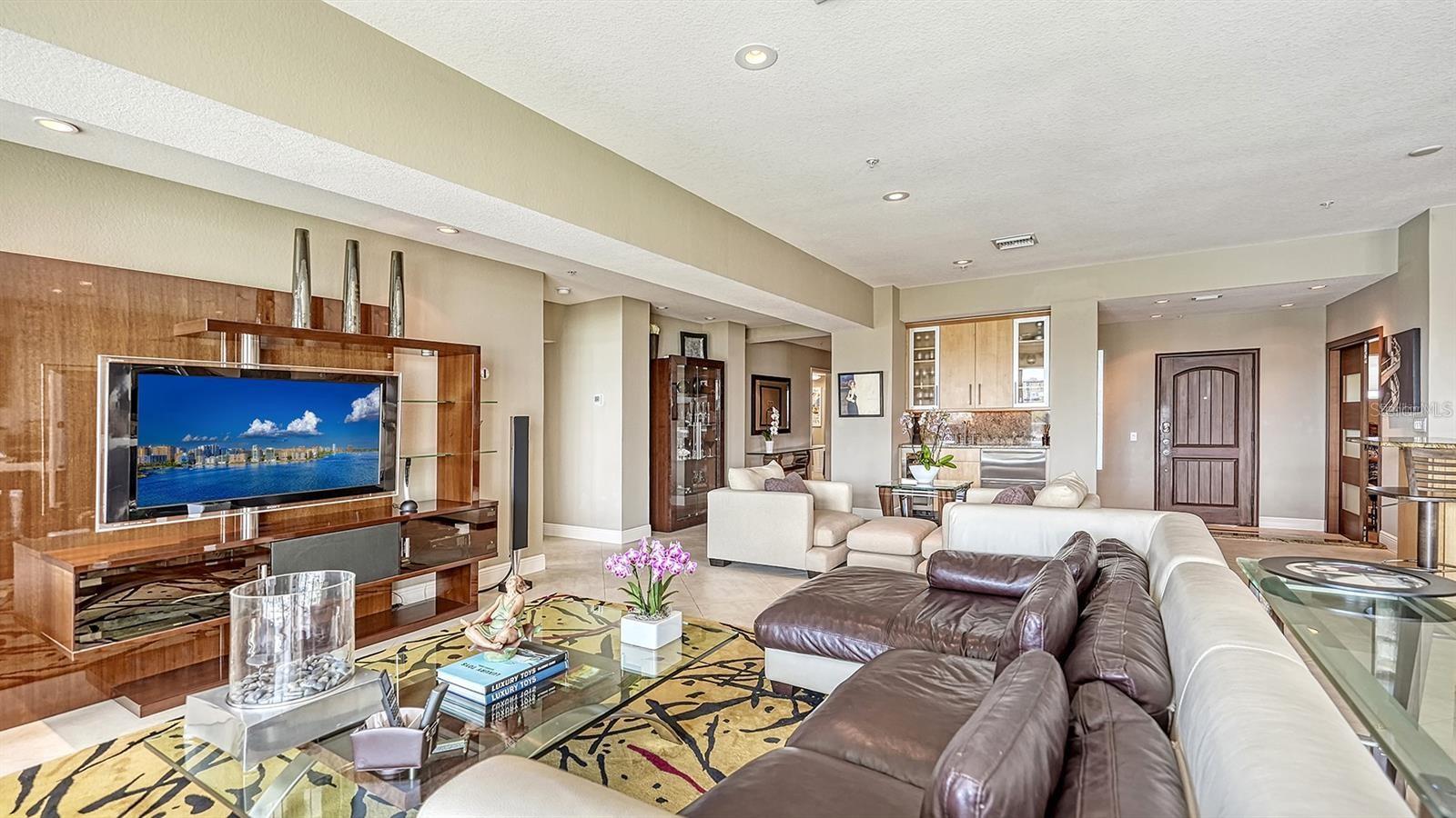 650 GOLDEN GATE PT #602