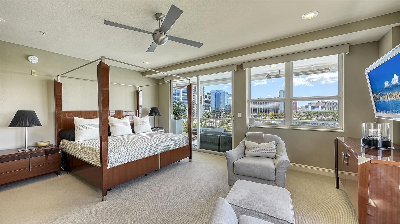 650 GOLDEN GATE PT #602