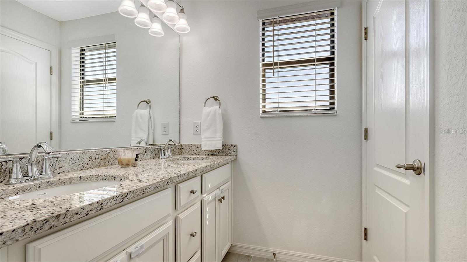 12801 CINQUETERRE DR