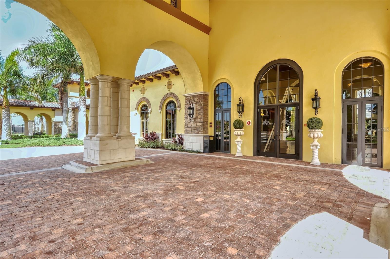 12801 CINQUETERRE DR