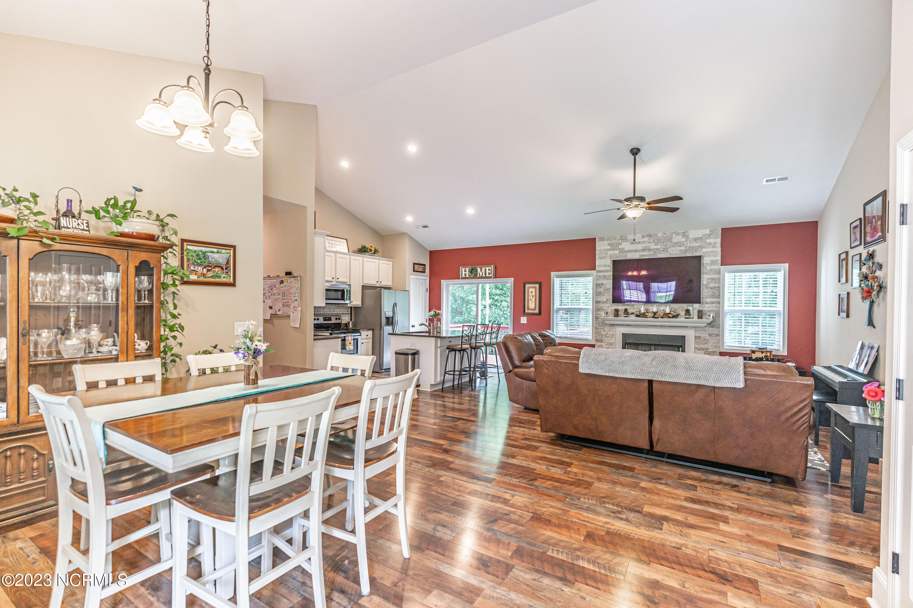 55 Bridle Path Circle