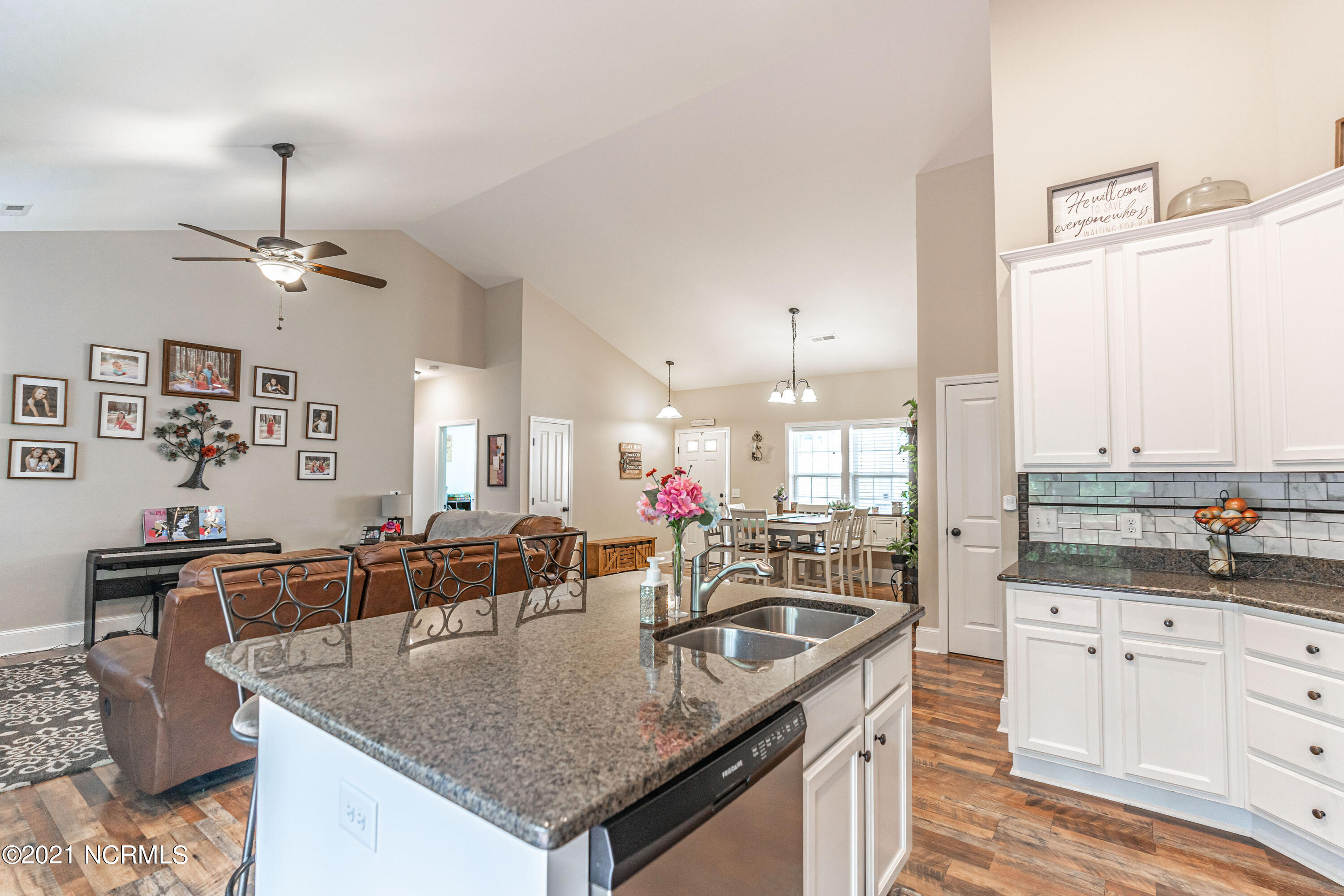 55 Bridle Path Circle