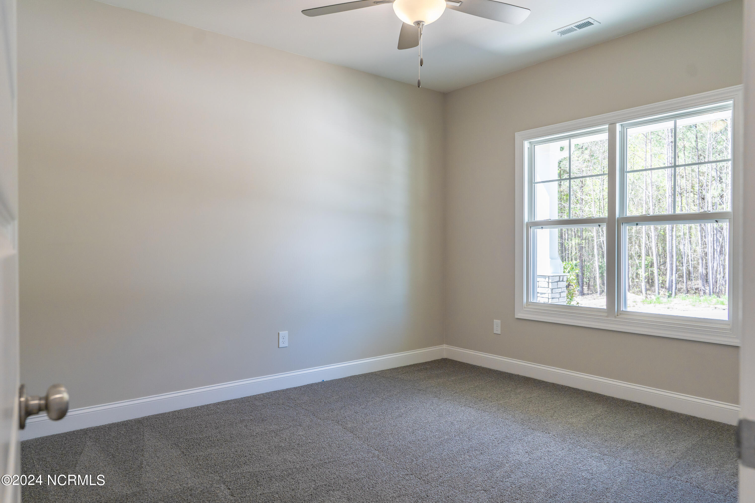 535 Dunsmore Drive 7