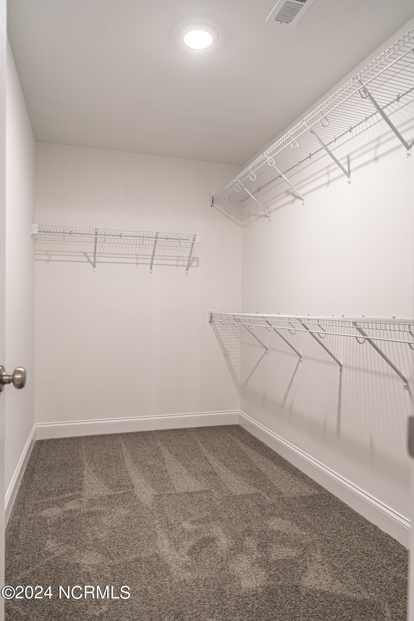 535 Dunsmore Drive 7