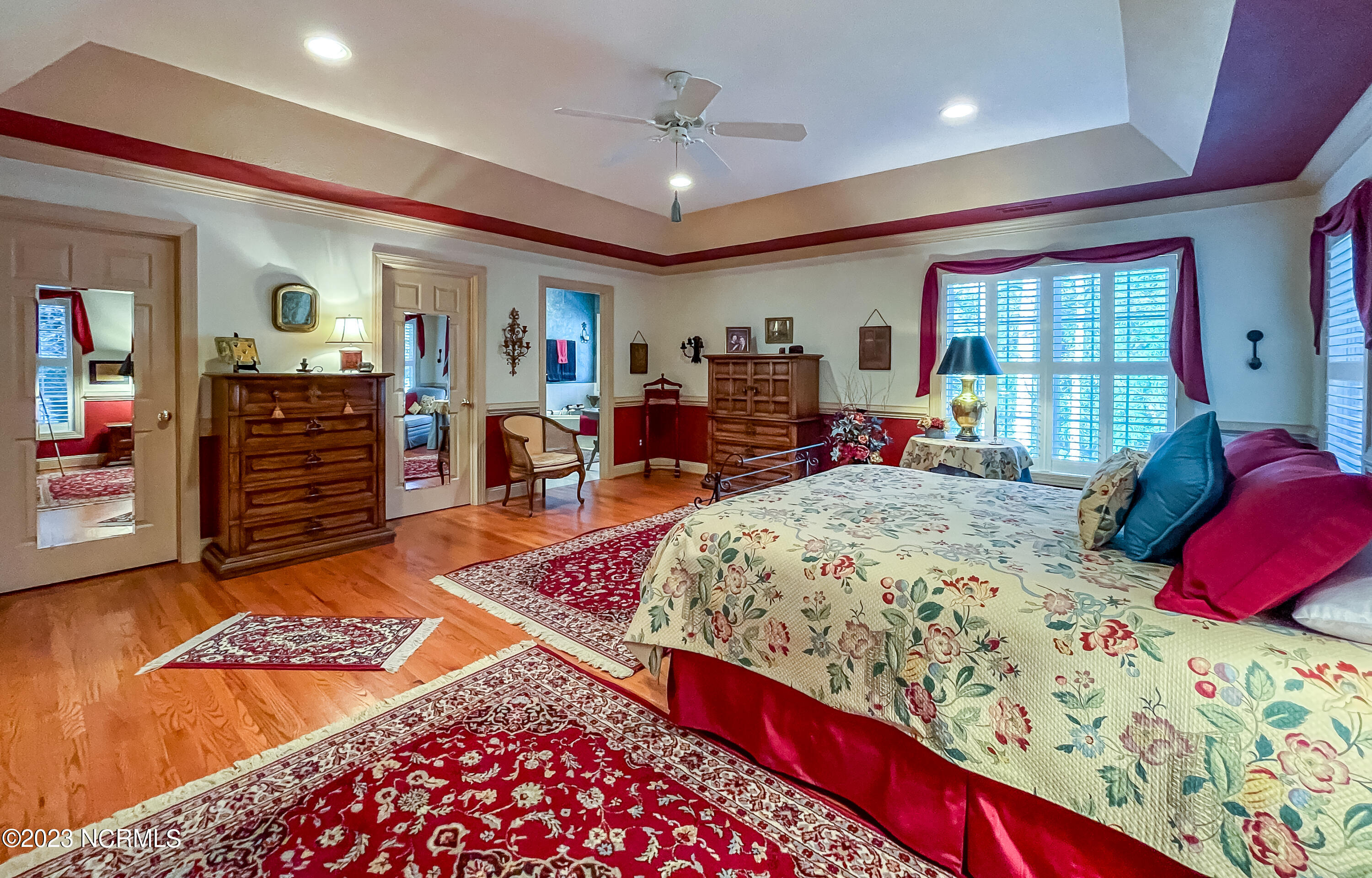 115 Lake Forest Drive SW