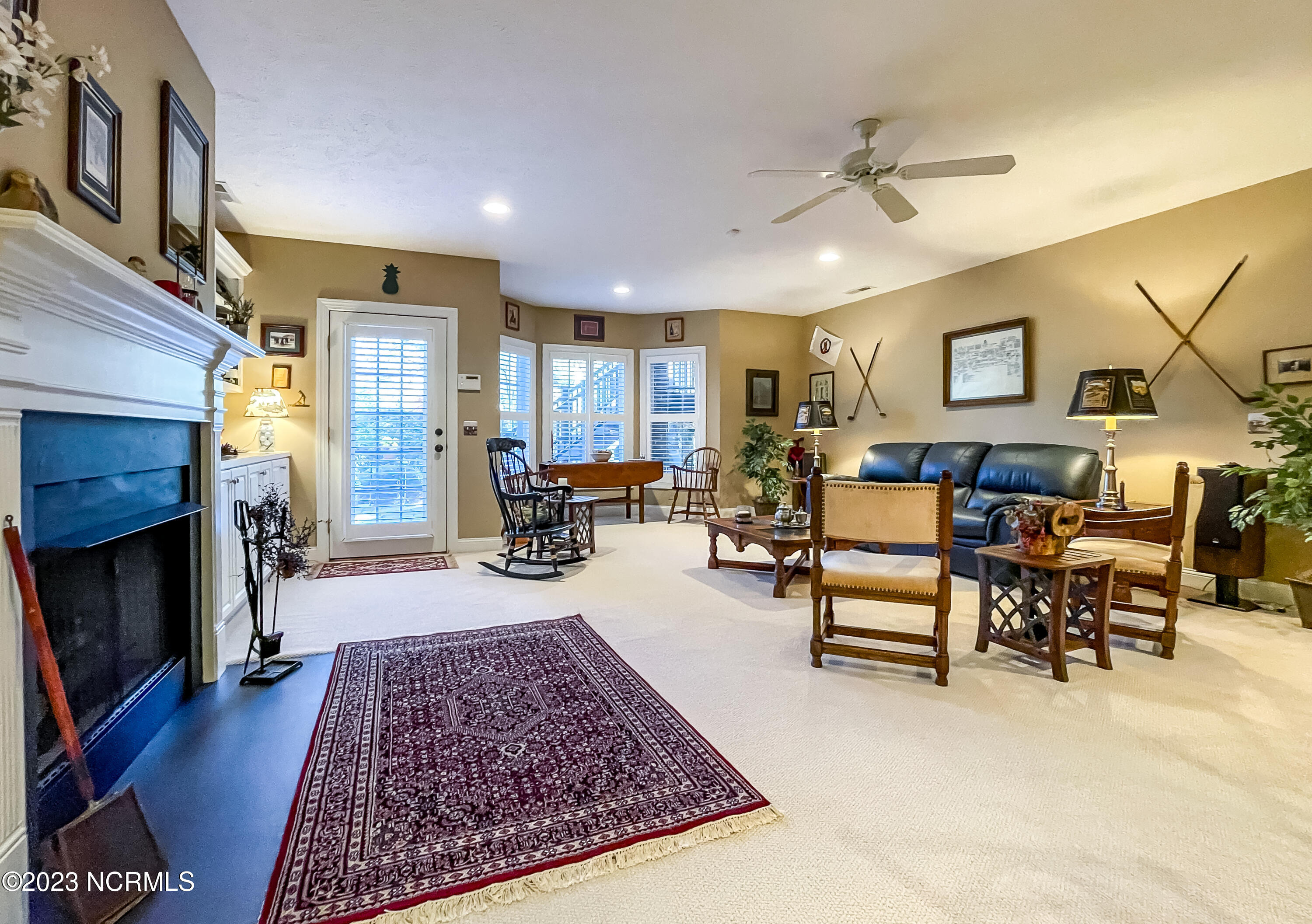 115 Lake Forest Drive SW