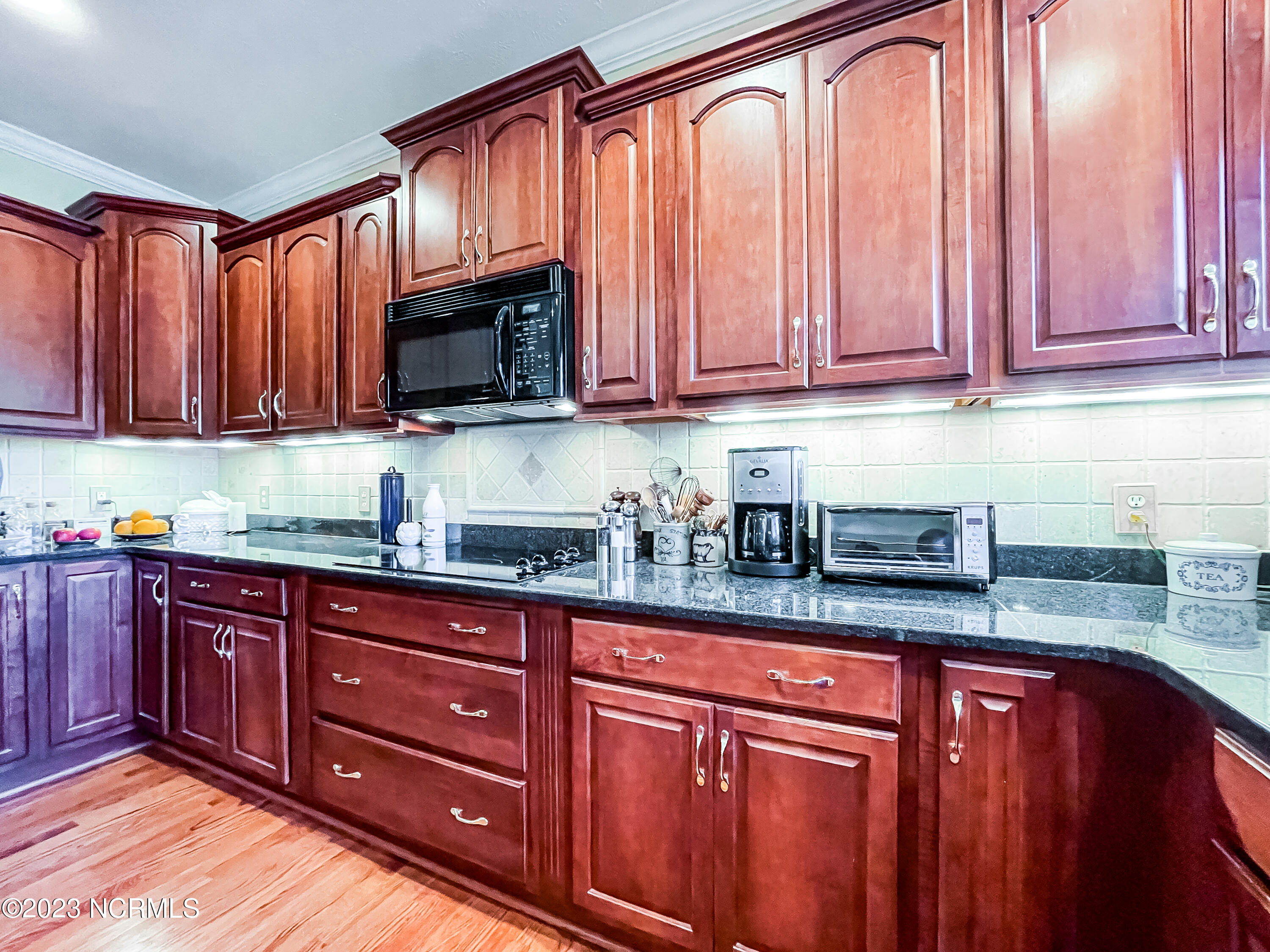 115 Lake Forest Drive SW