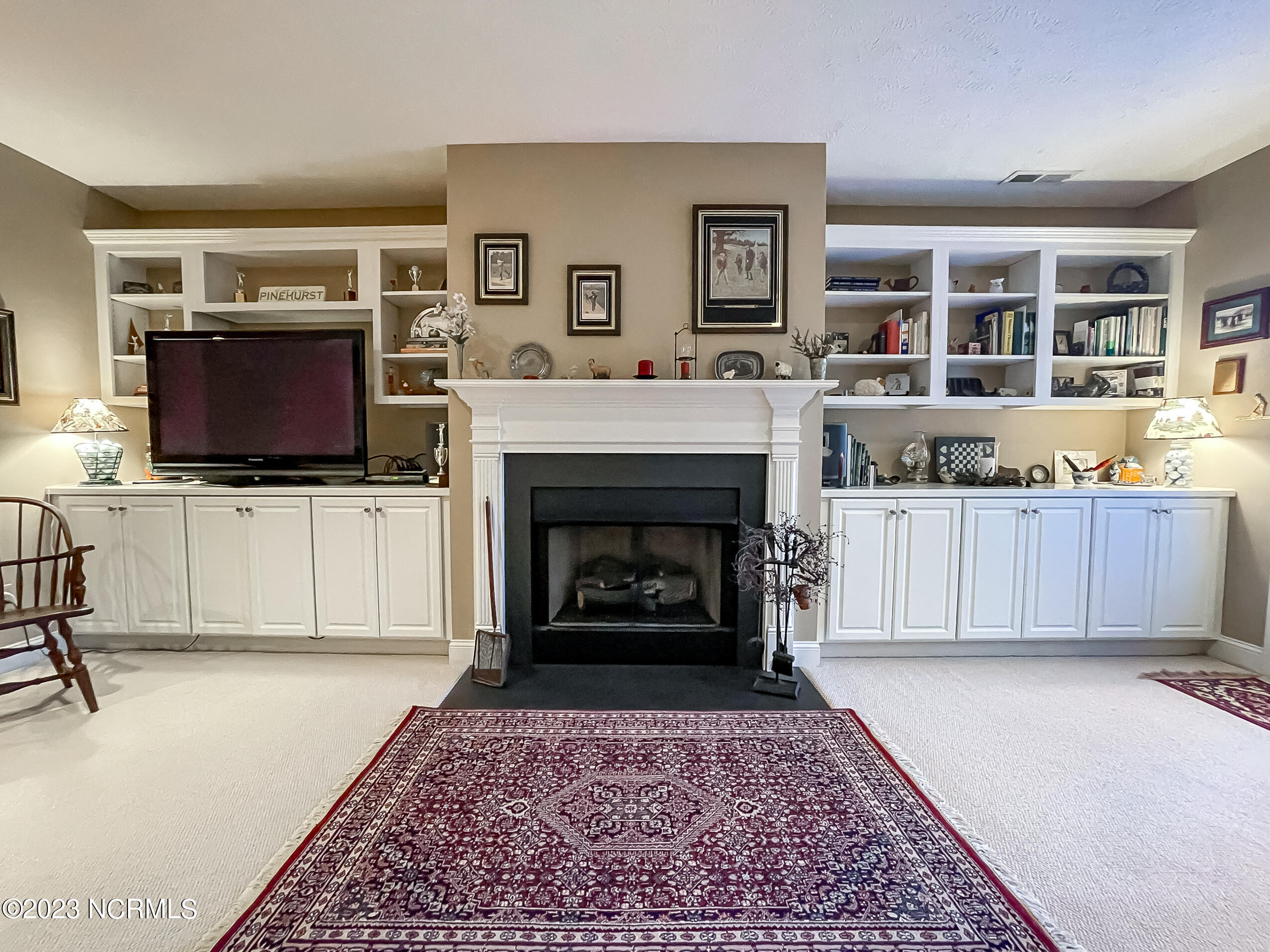 115 Lake Forest Drive SW