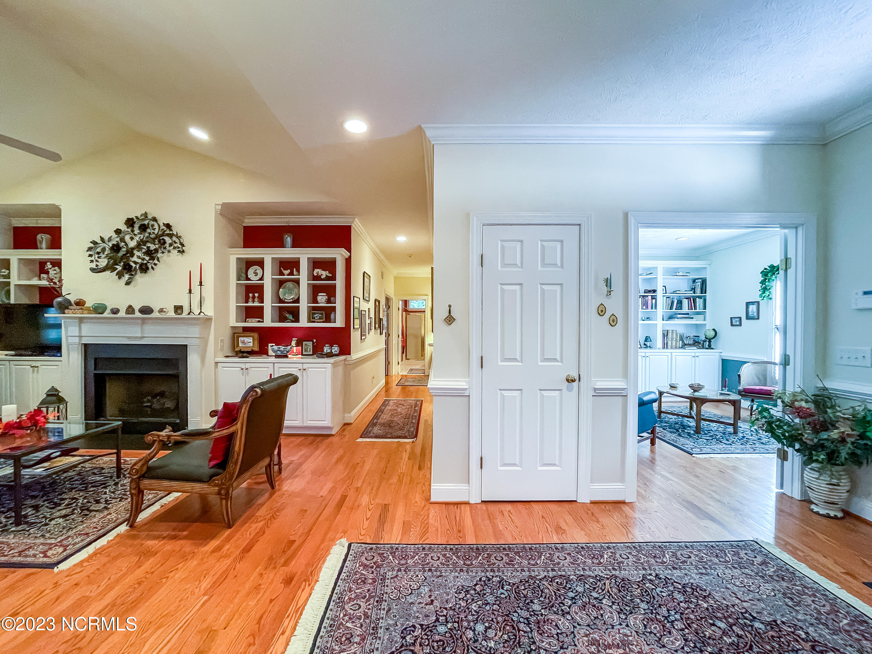 115 Lake Forest Drive SW