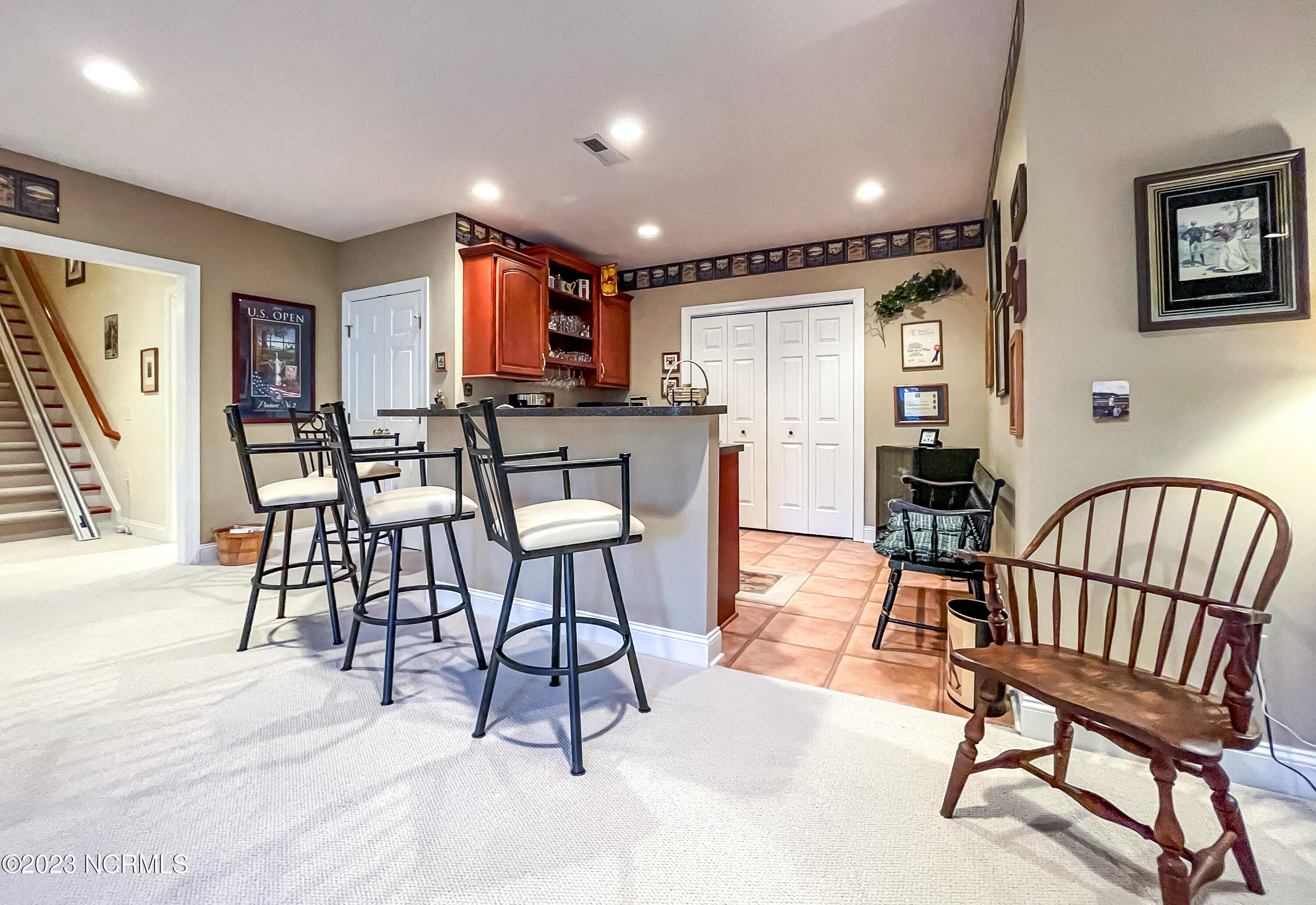 115 Lake Forest Drive SW