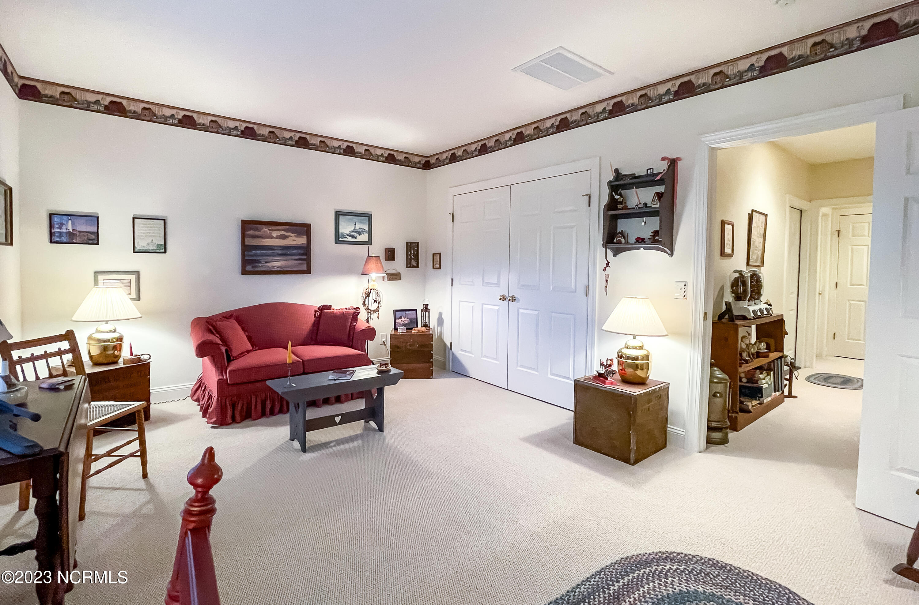 115 Lake Forest Drive SW