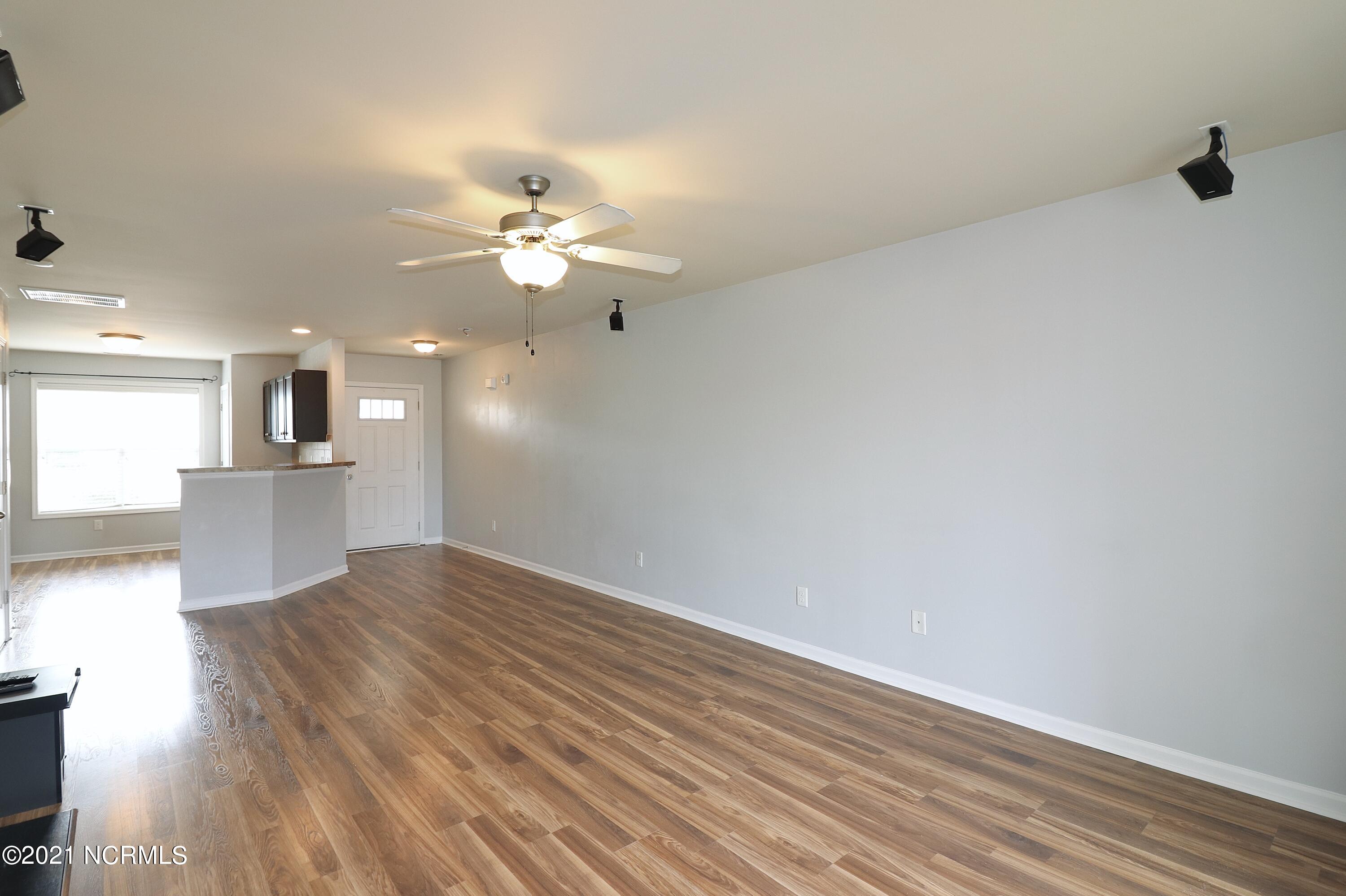 198 Collinwood Drive