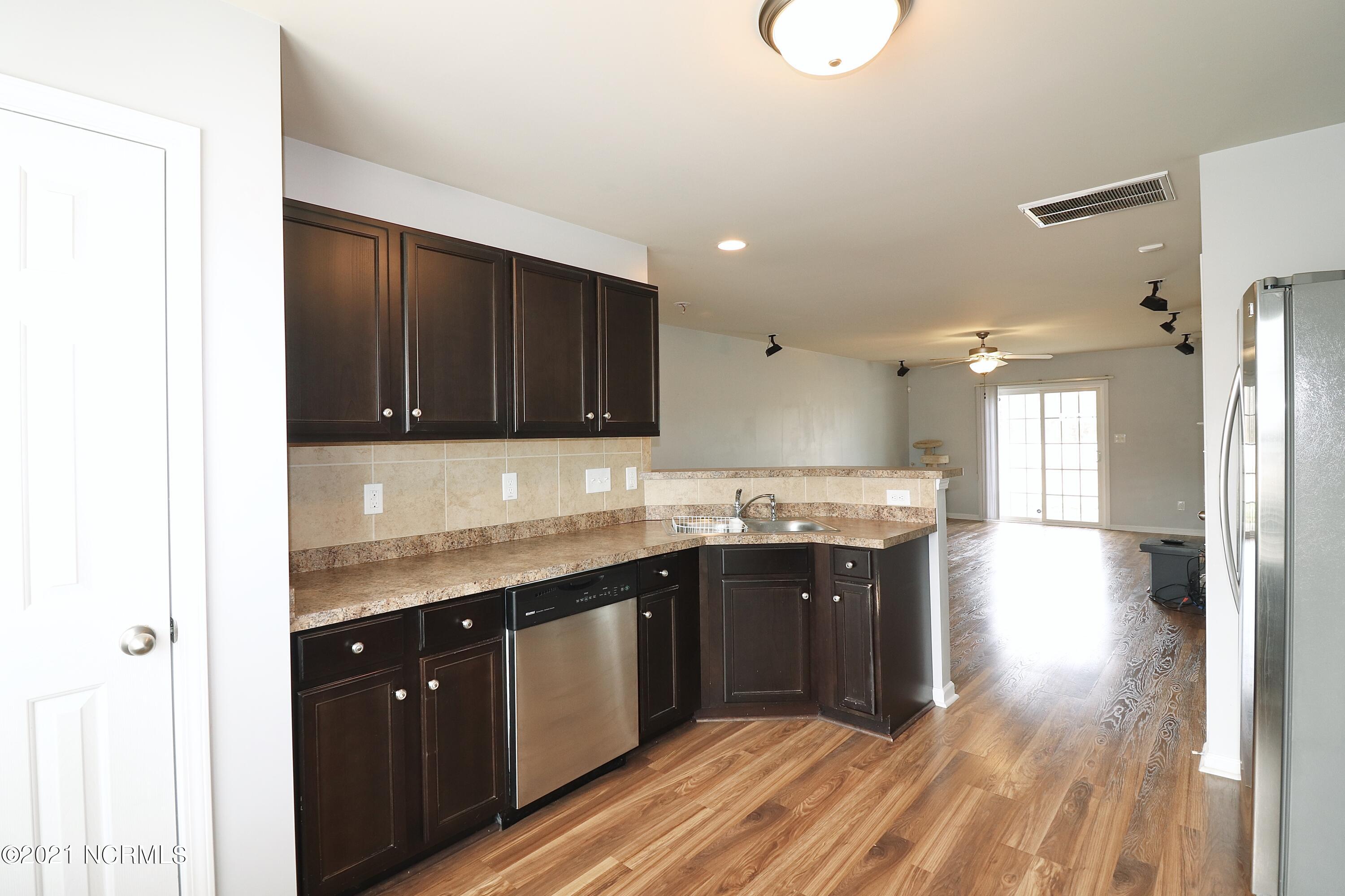 198 Collinwood Drive