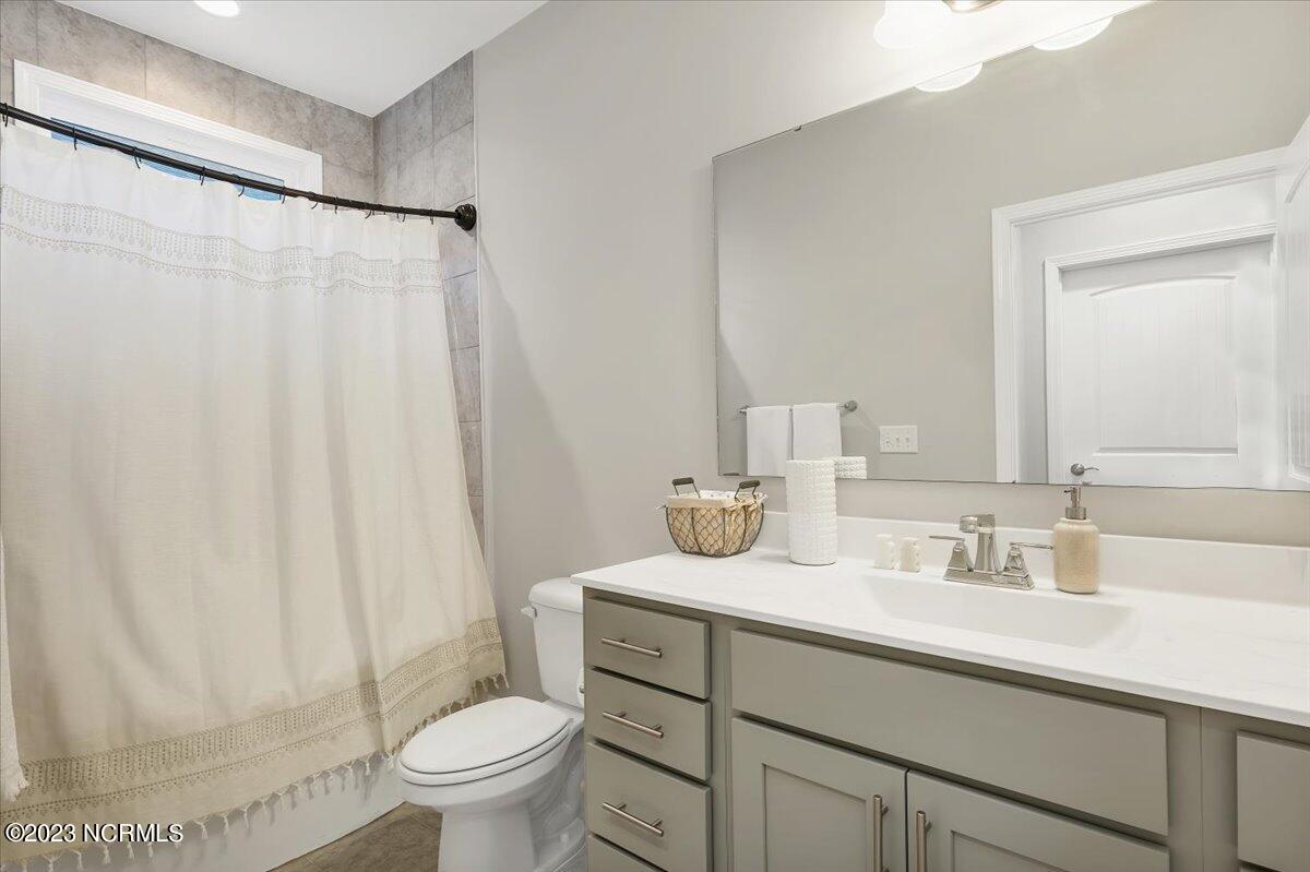 204 Holly Springs Court