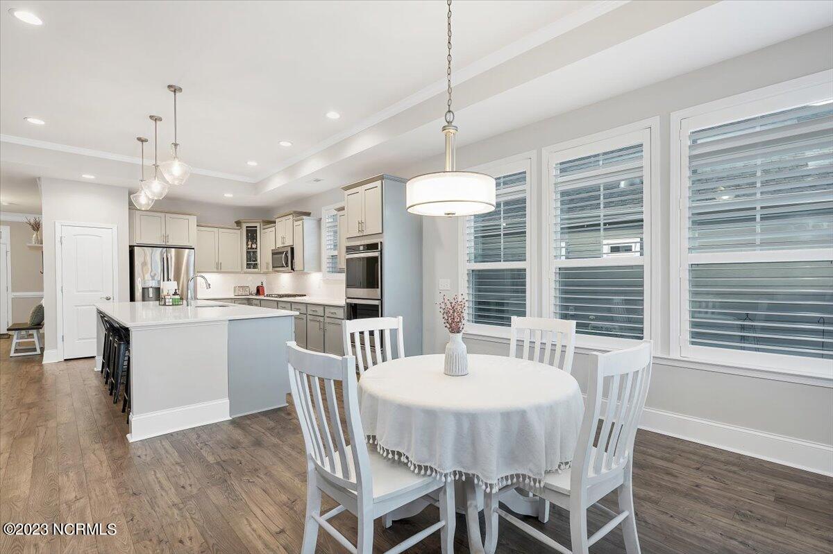 204 Holly Springs Court