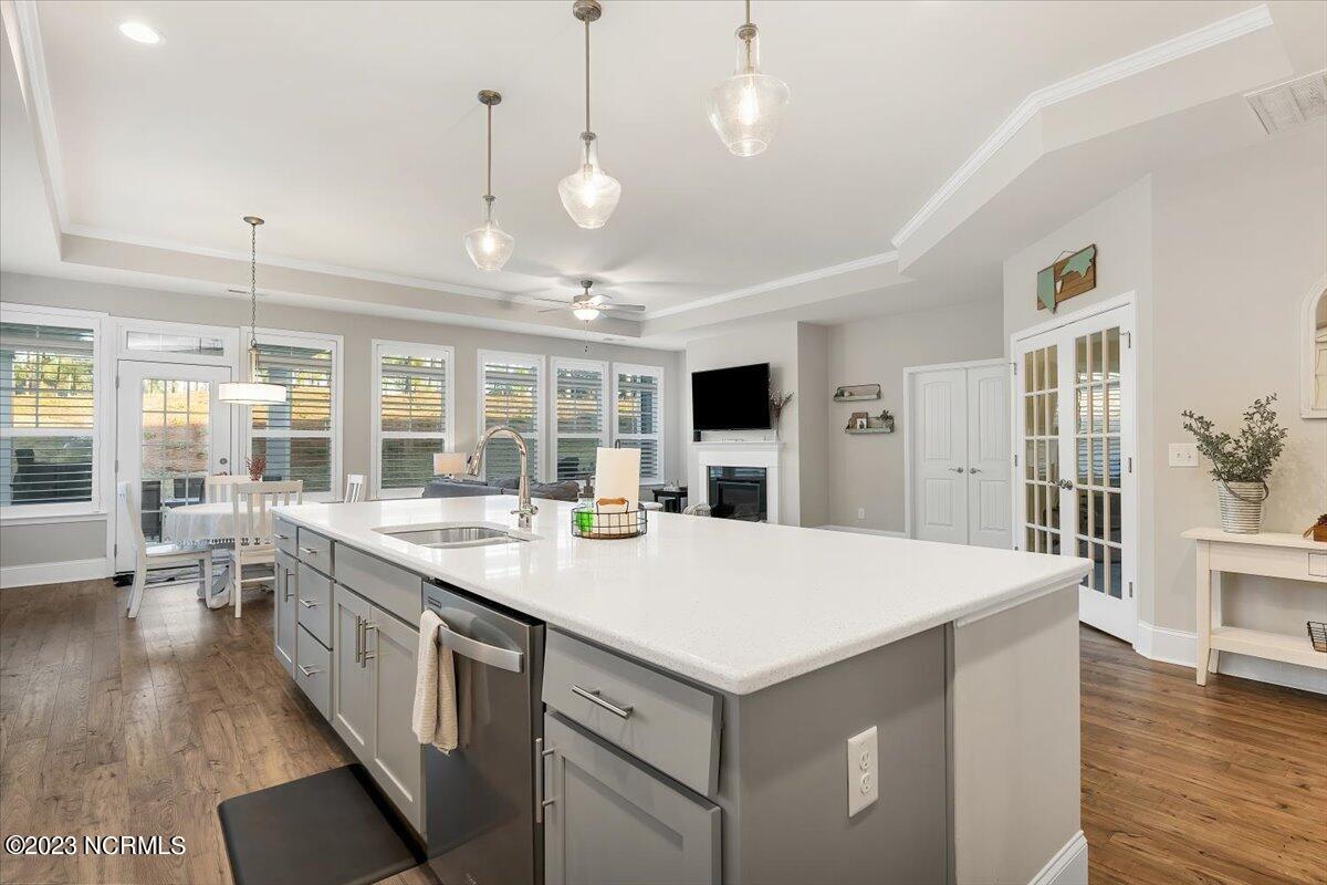 204 Holly Springs Court