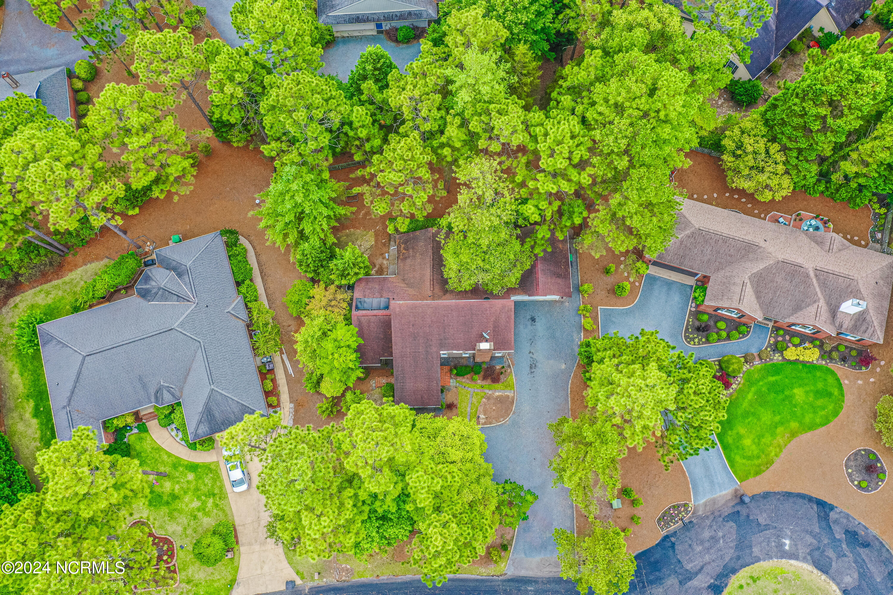 6 Canter Place