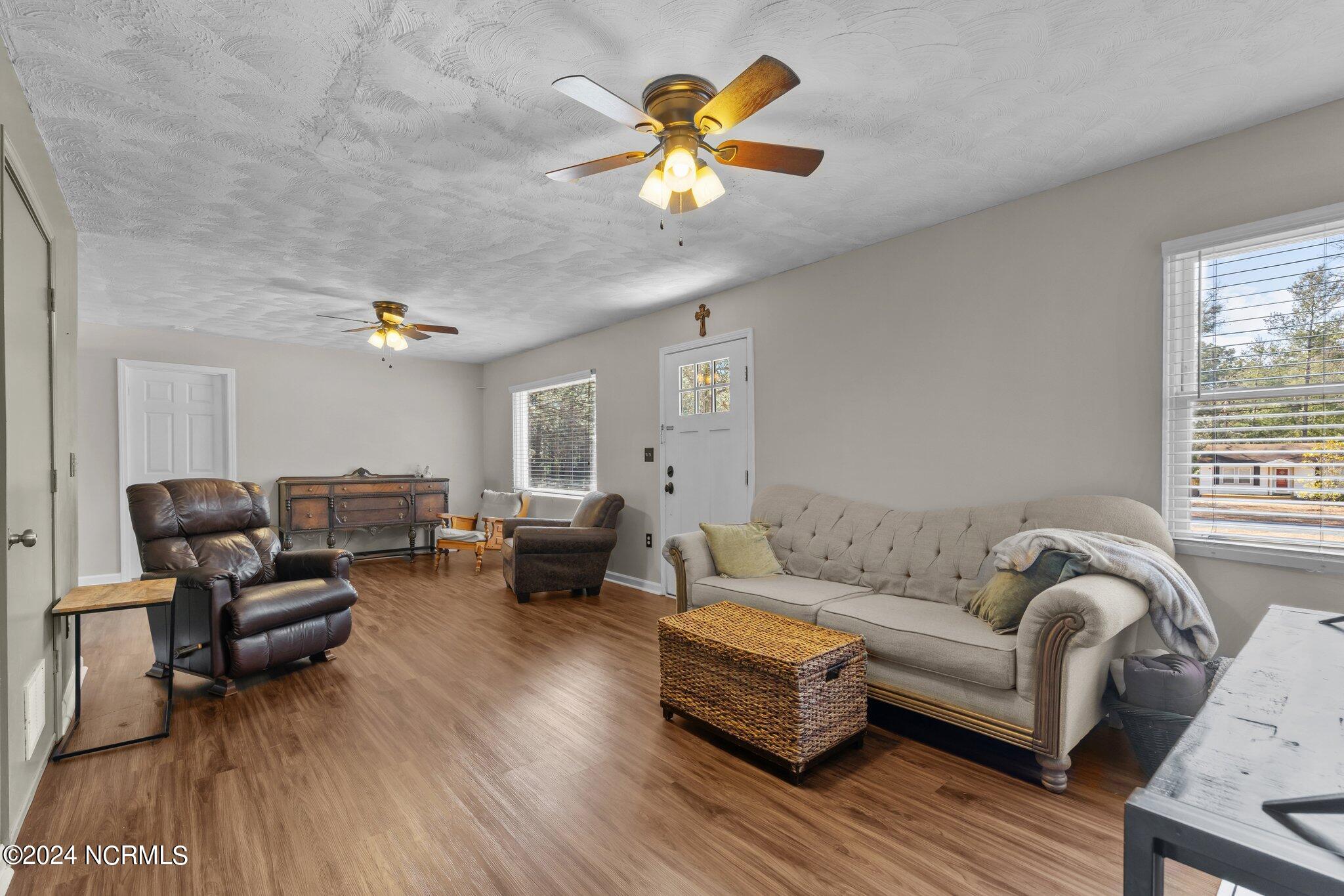 620 E New England Avenue