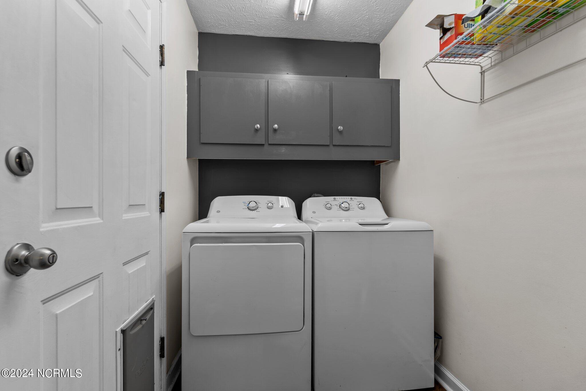 620 E New England Avenue