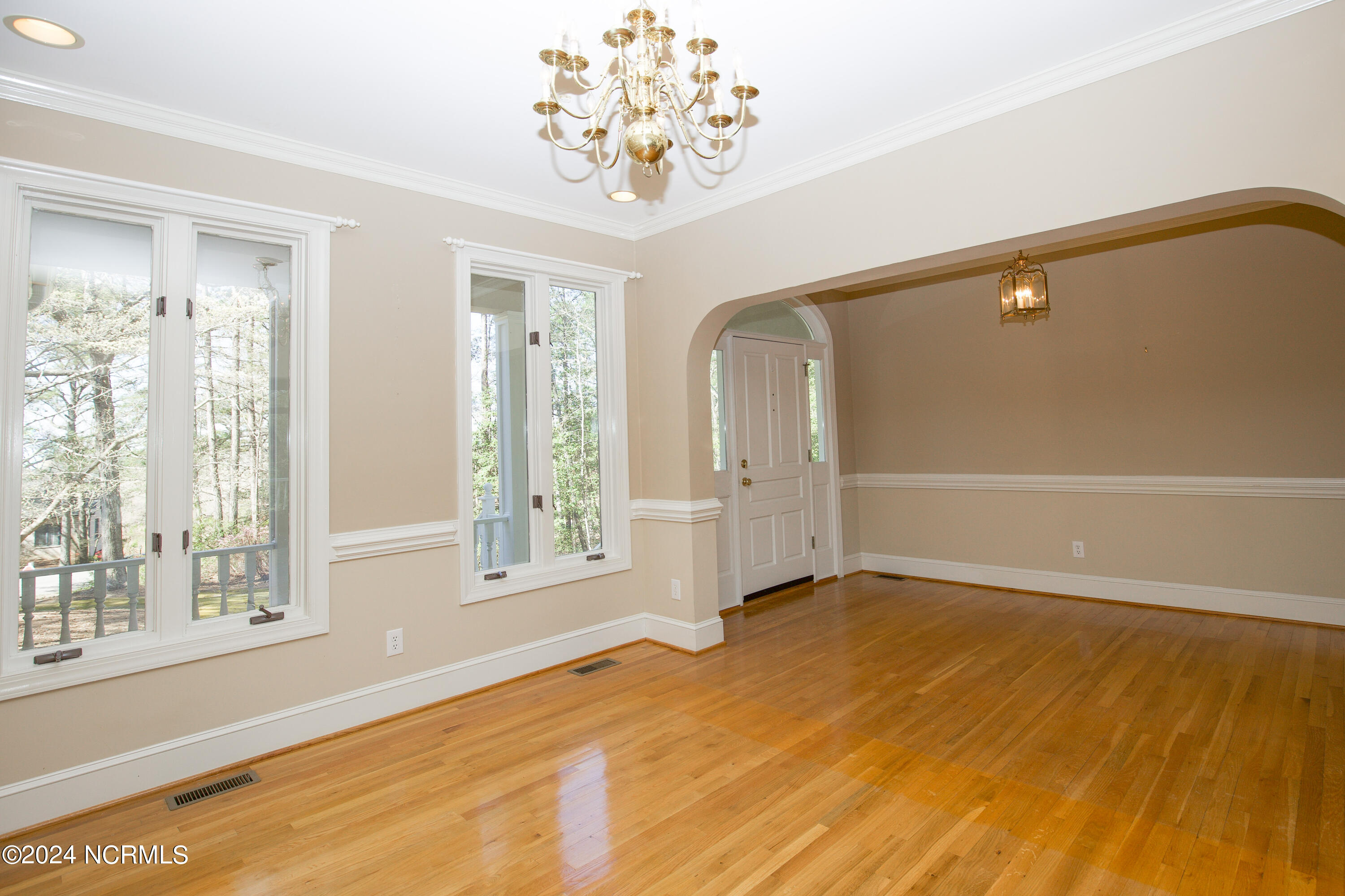 671 Hickory Hill Lane