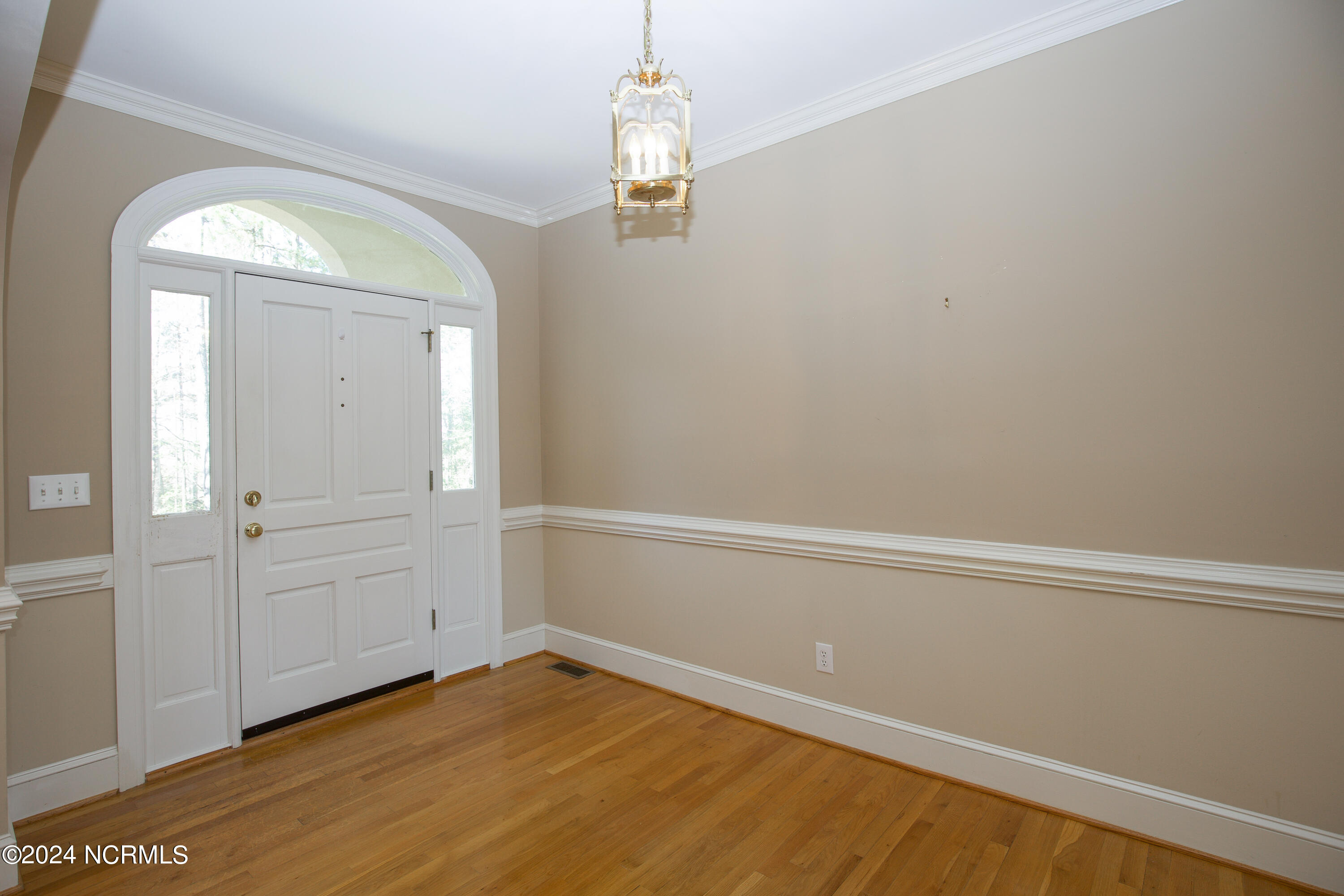 671 Hickory Hill Lane