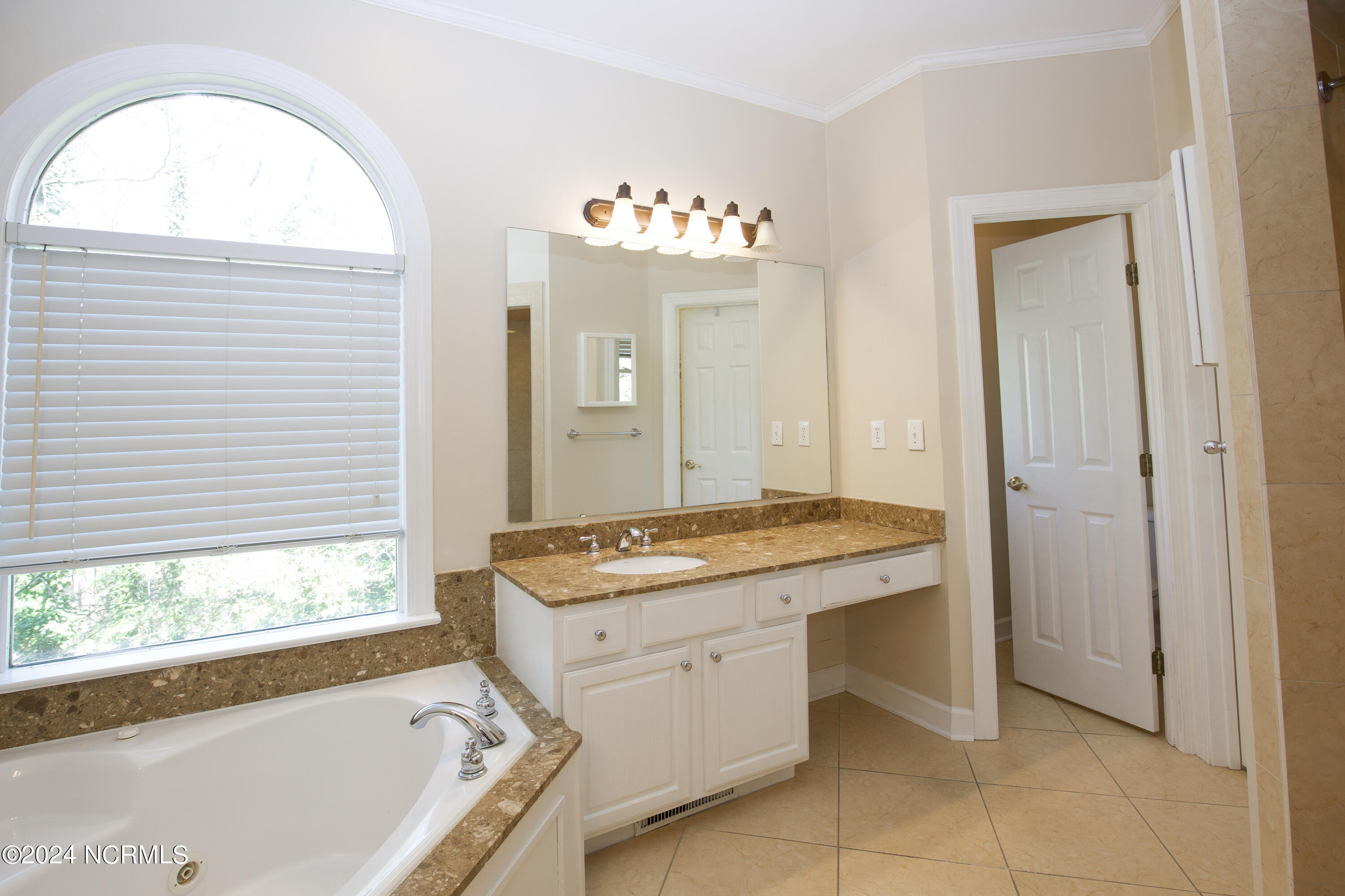 671 Hickory Hill Lane