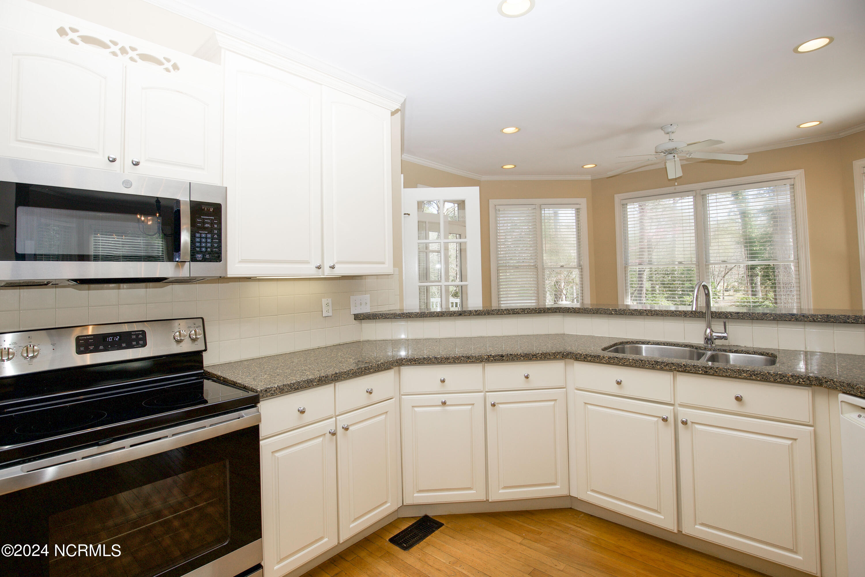 671 Hickory Hill Lane