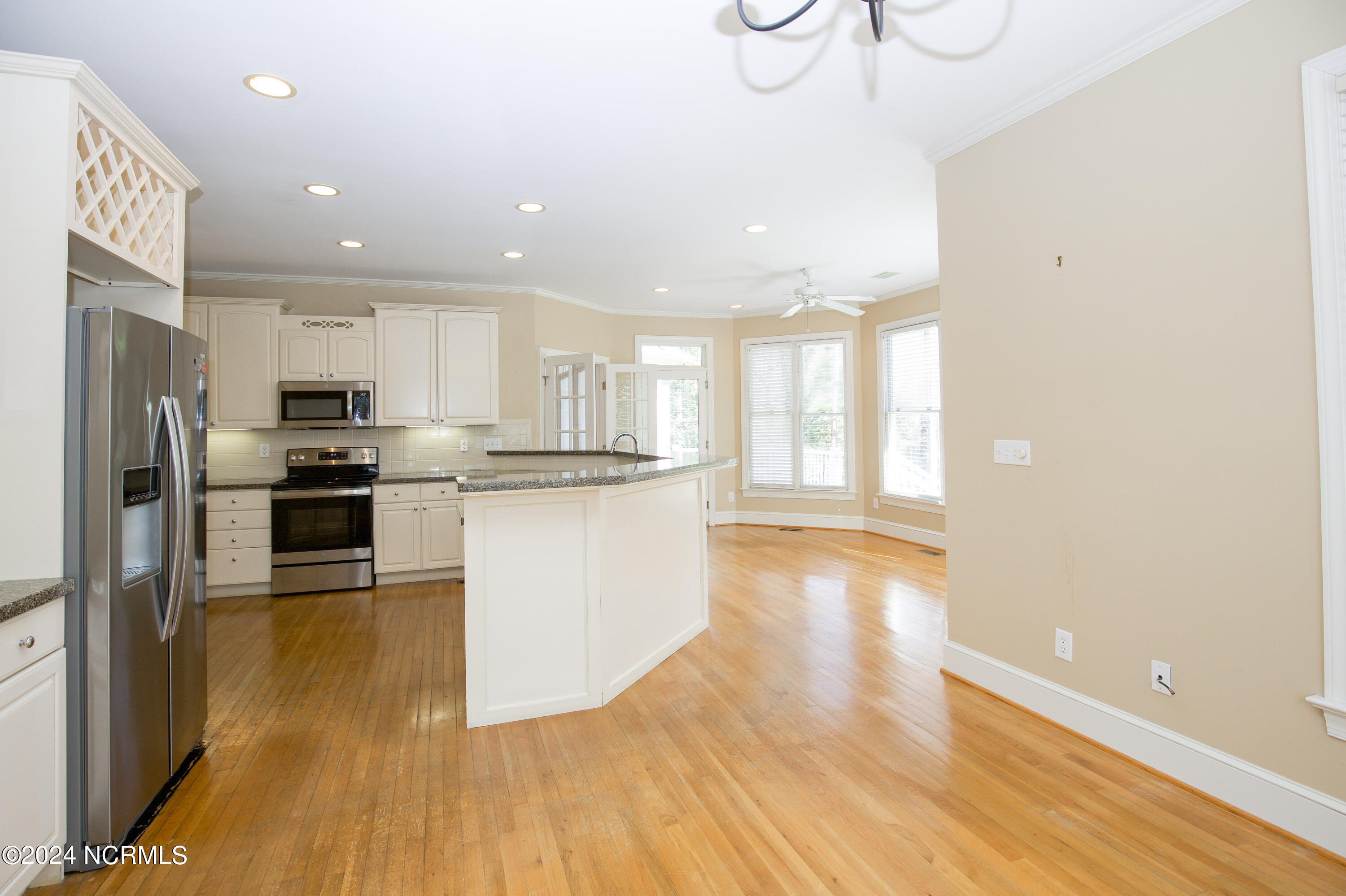 671 Hickory Hill Lane