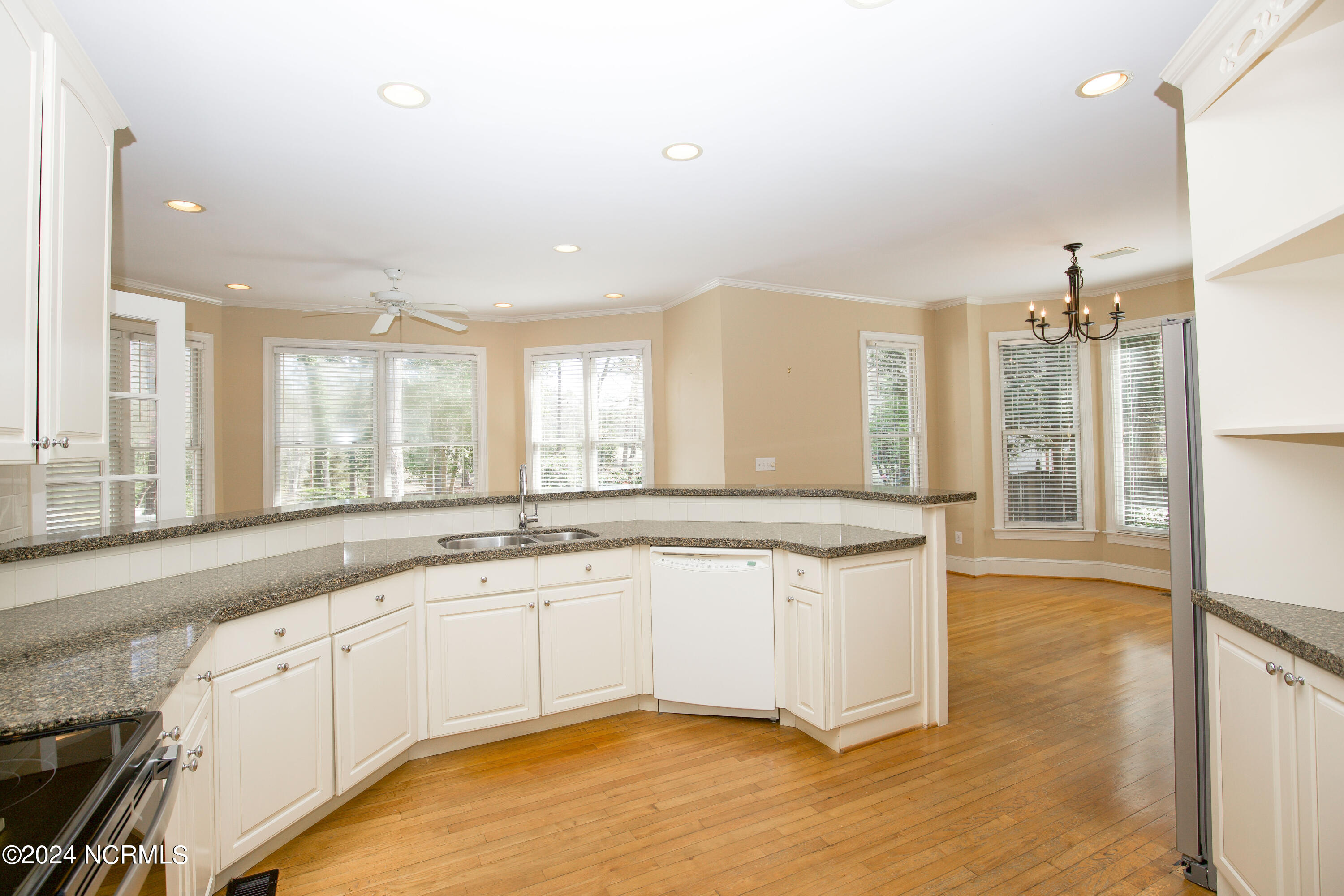 671 Hickory Hill Lane