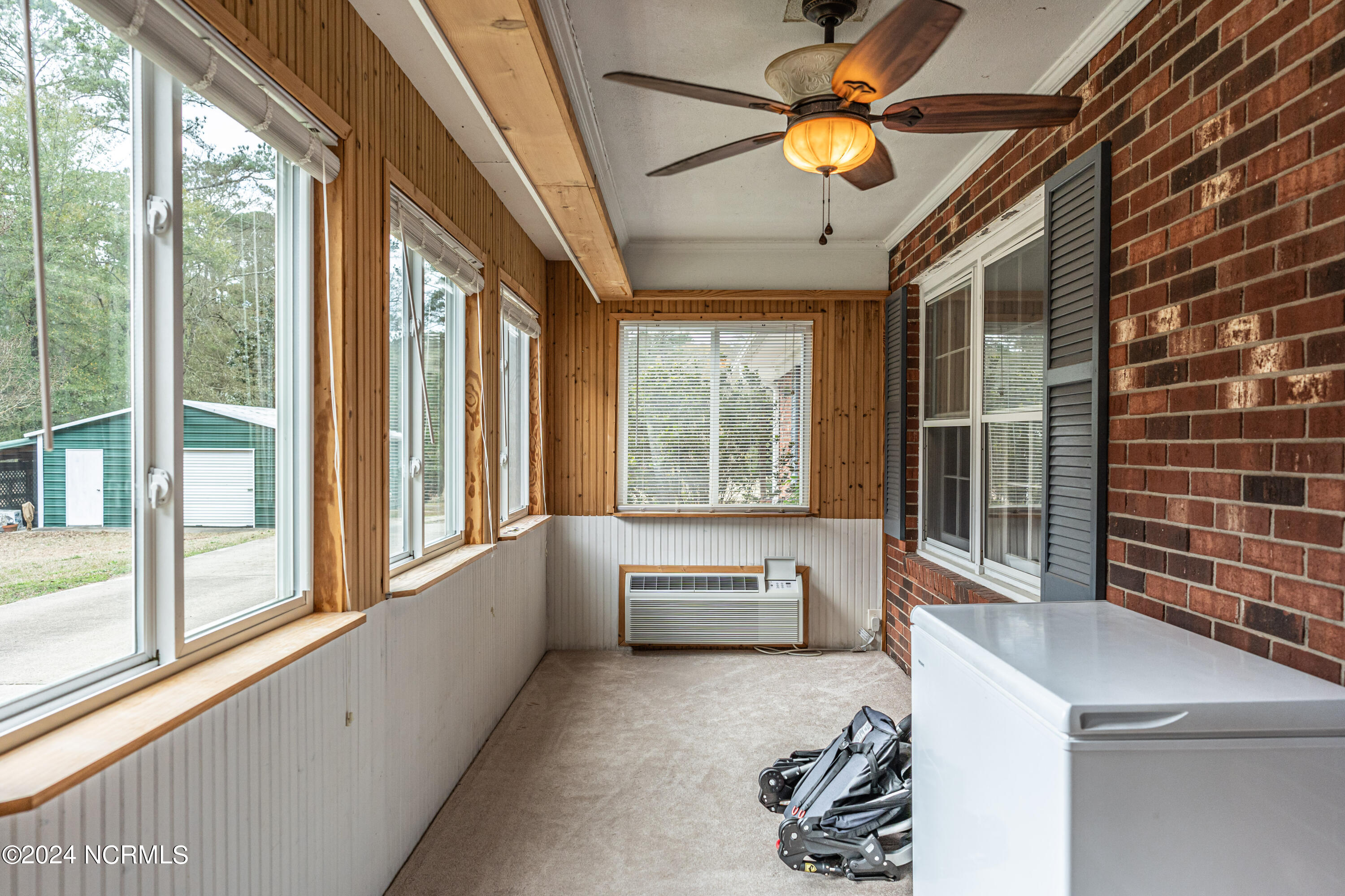 309 Pinecrest Court Road