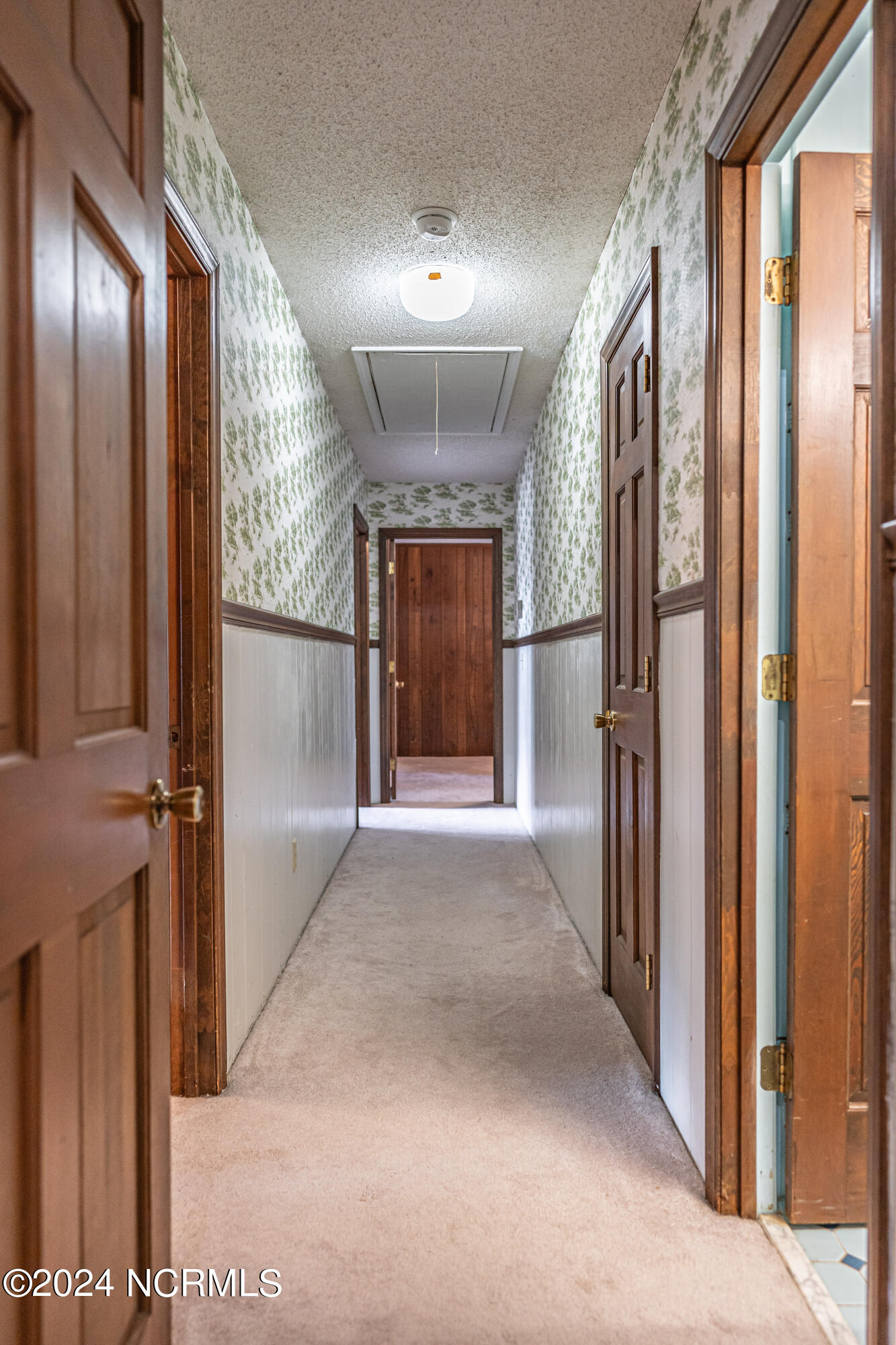 309 Pinecrest Court Road