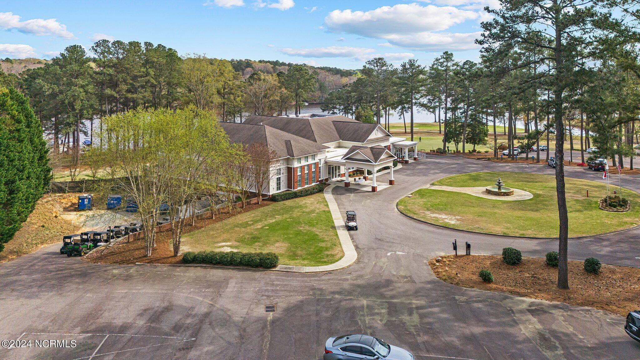 1734 Irish Boulevard