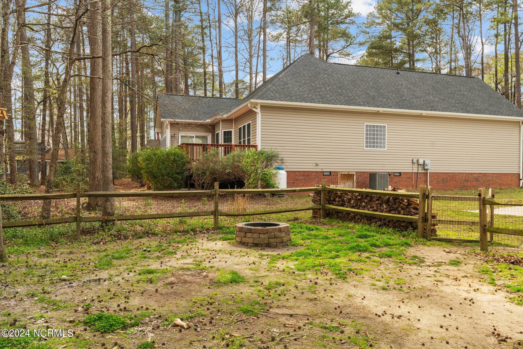 1734 Irish Boulevard