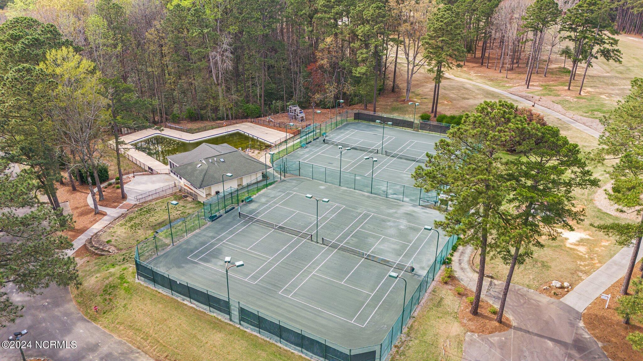 1734 Irish Boulevard