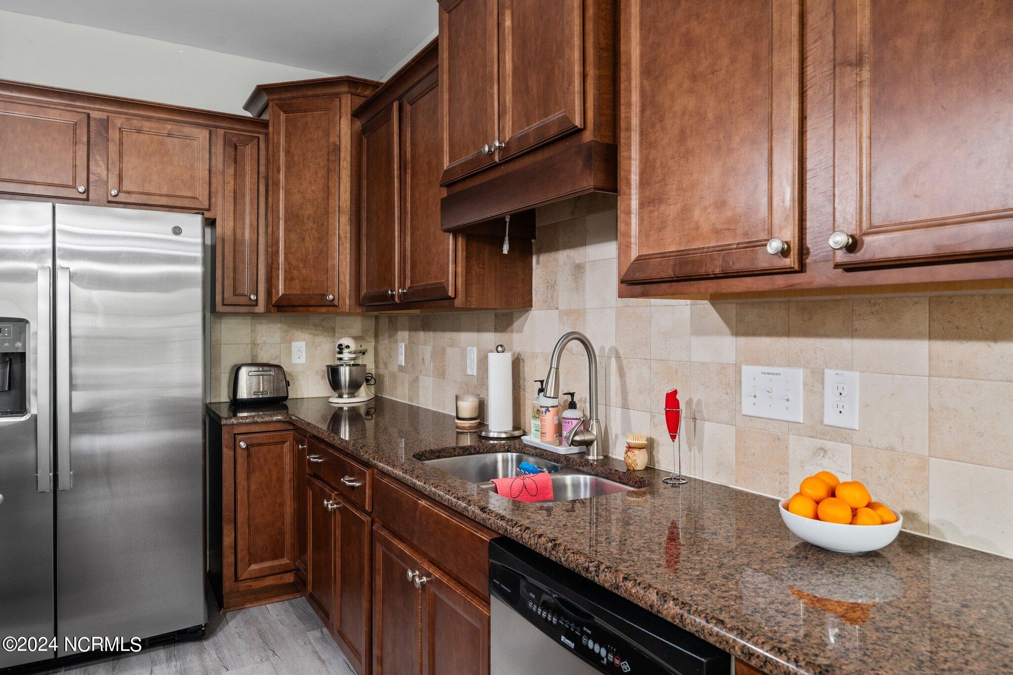 1734 Irish Boulevard