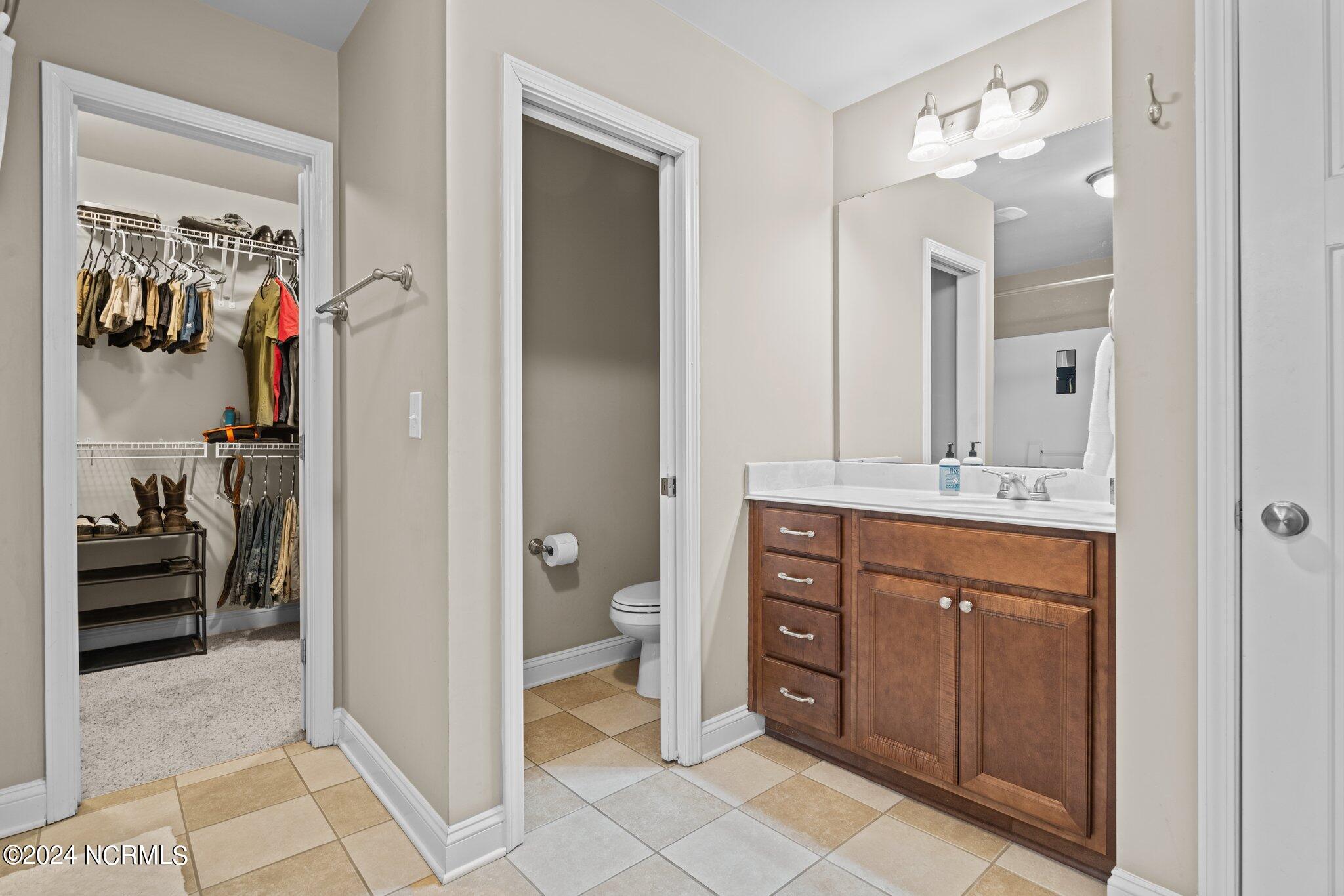 1734 Irish Boulevard