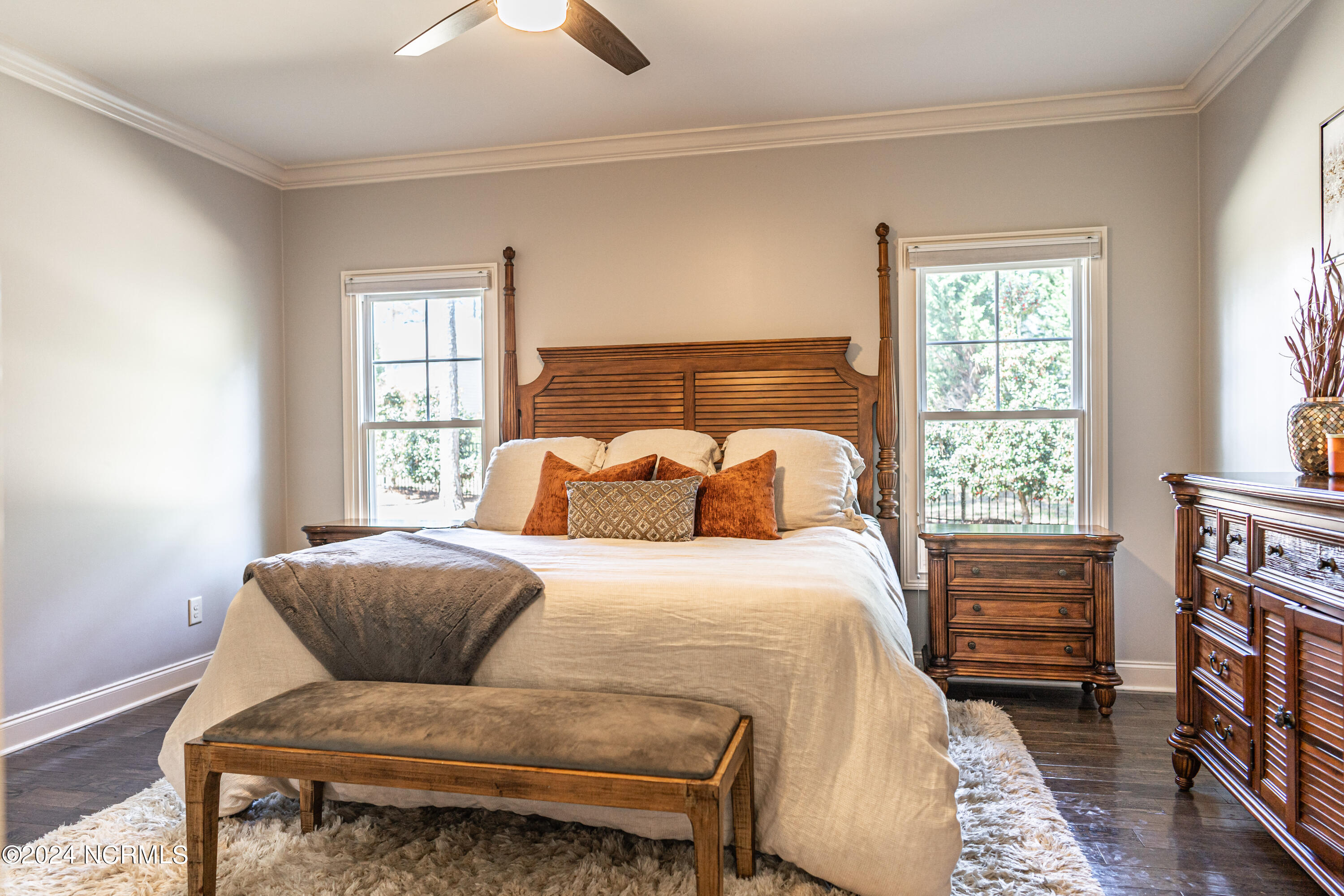 130 S Bracken Fern Lane