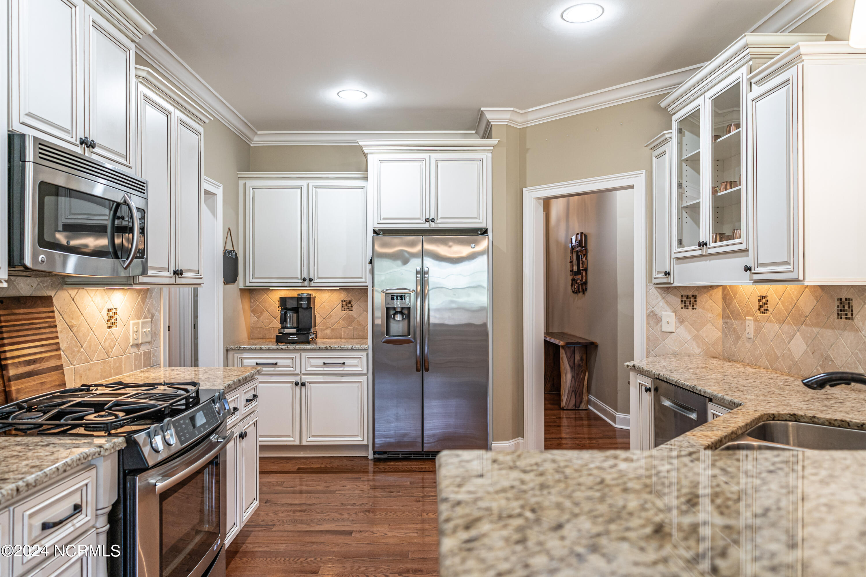 130 S Bracken Fern Lane