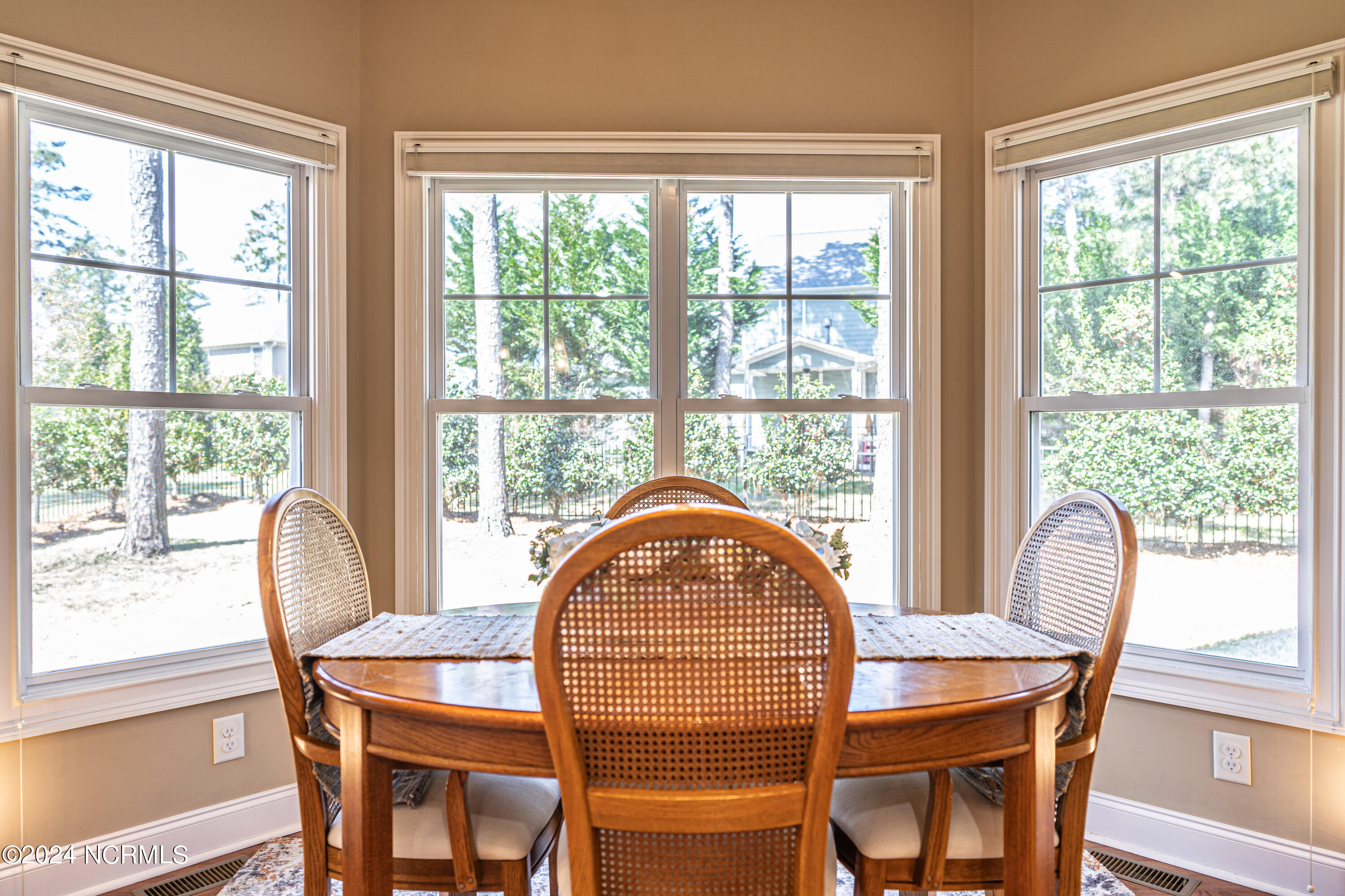 130 S Bracken Fern Lane